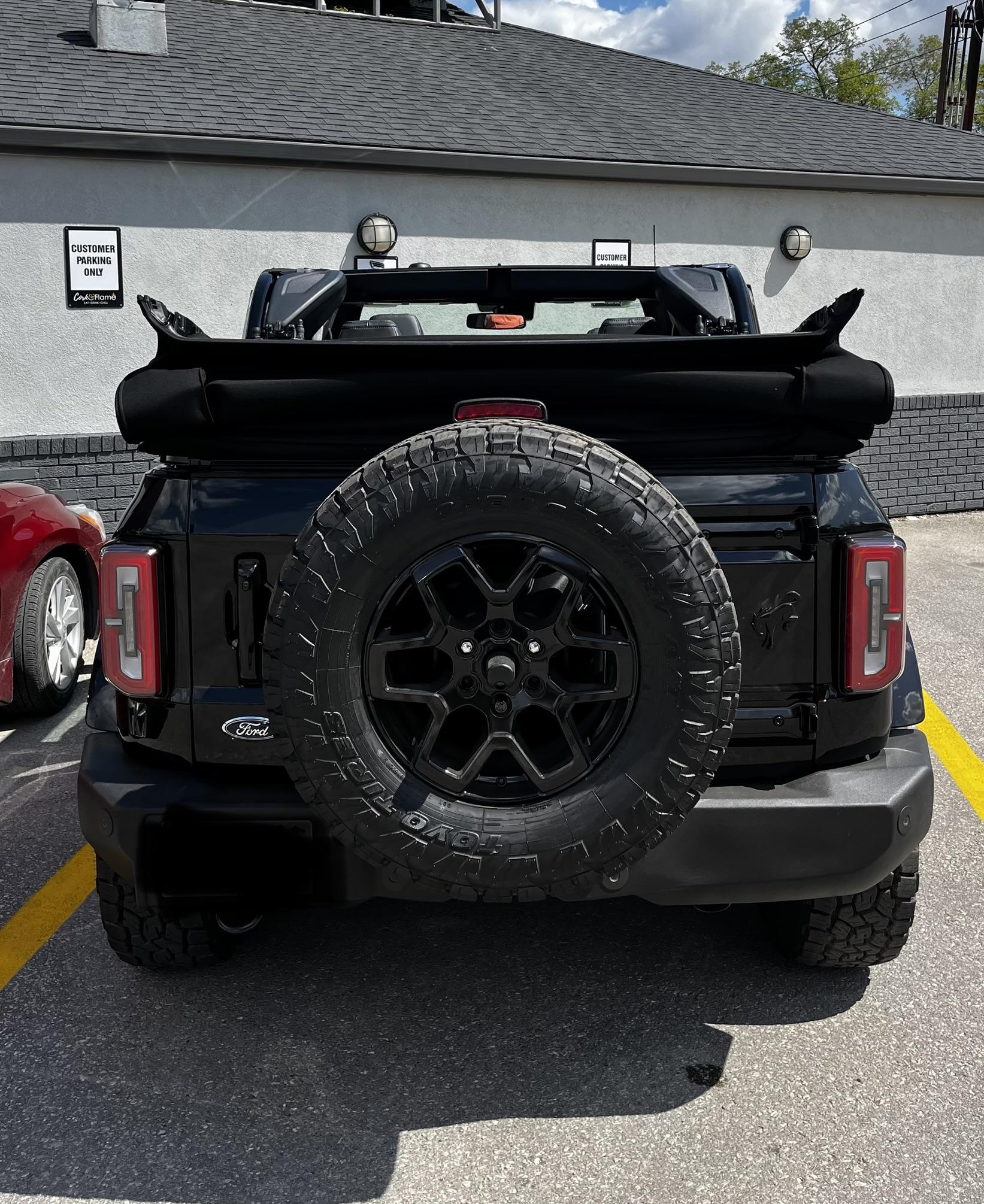 Ford Bronco You can indeed fit 295/70/18 tires on Stock Outer Banks!!! cdc0b067-8a9d-44b9-bb2a-ce6940f0a3a2-jpe