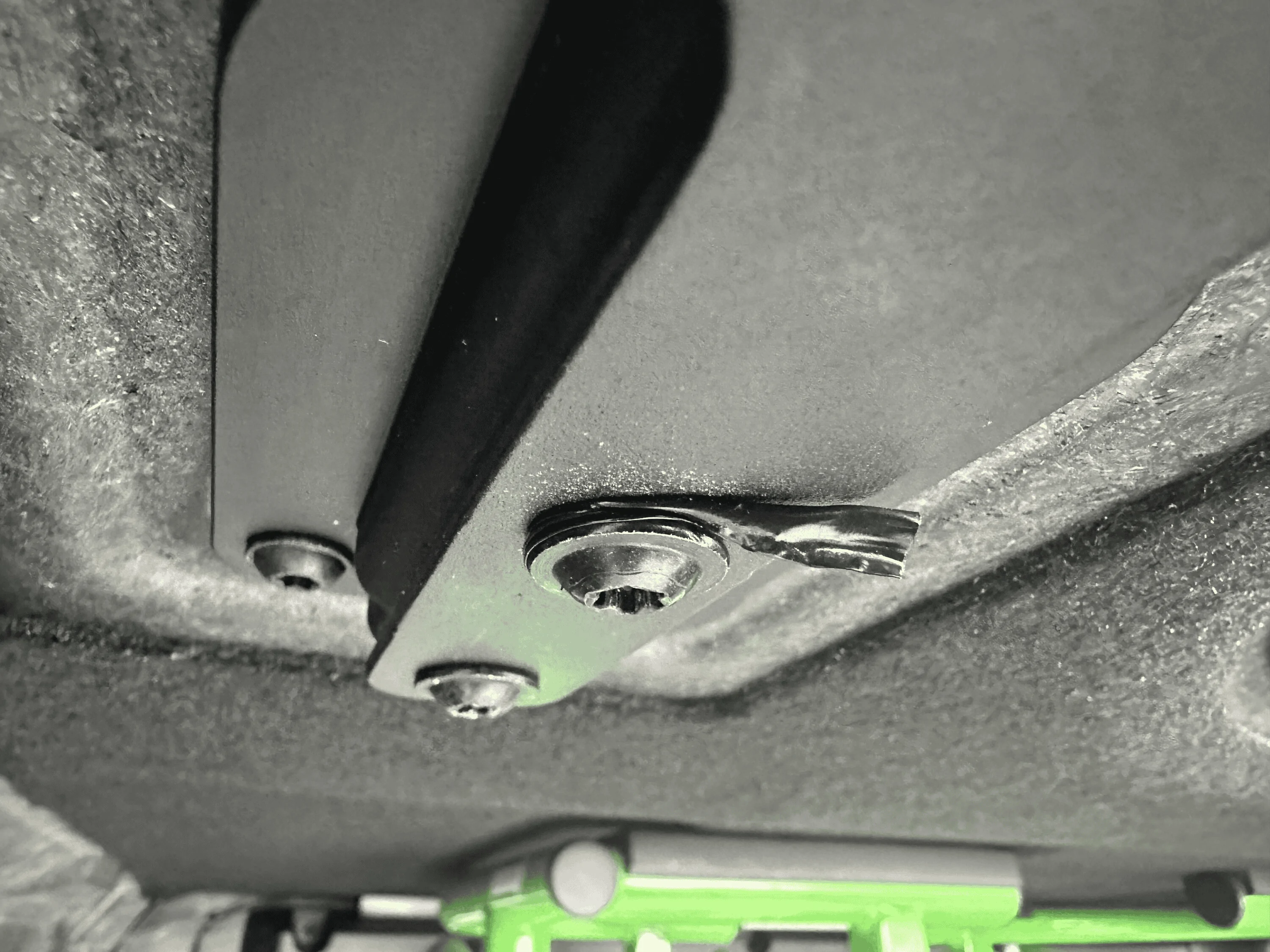 Ford Bronco Squeaking Top is driving me nuts, please help! 1690897899803