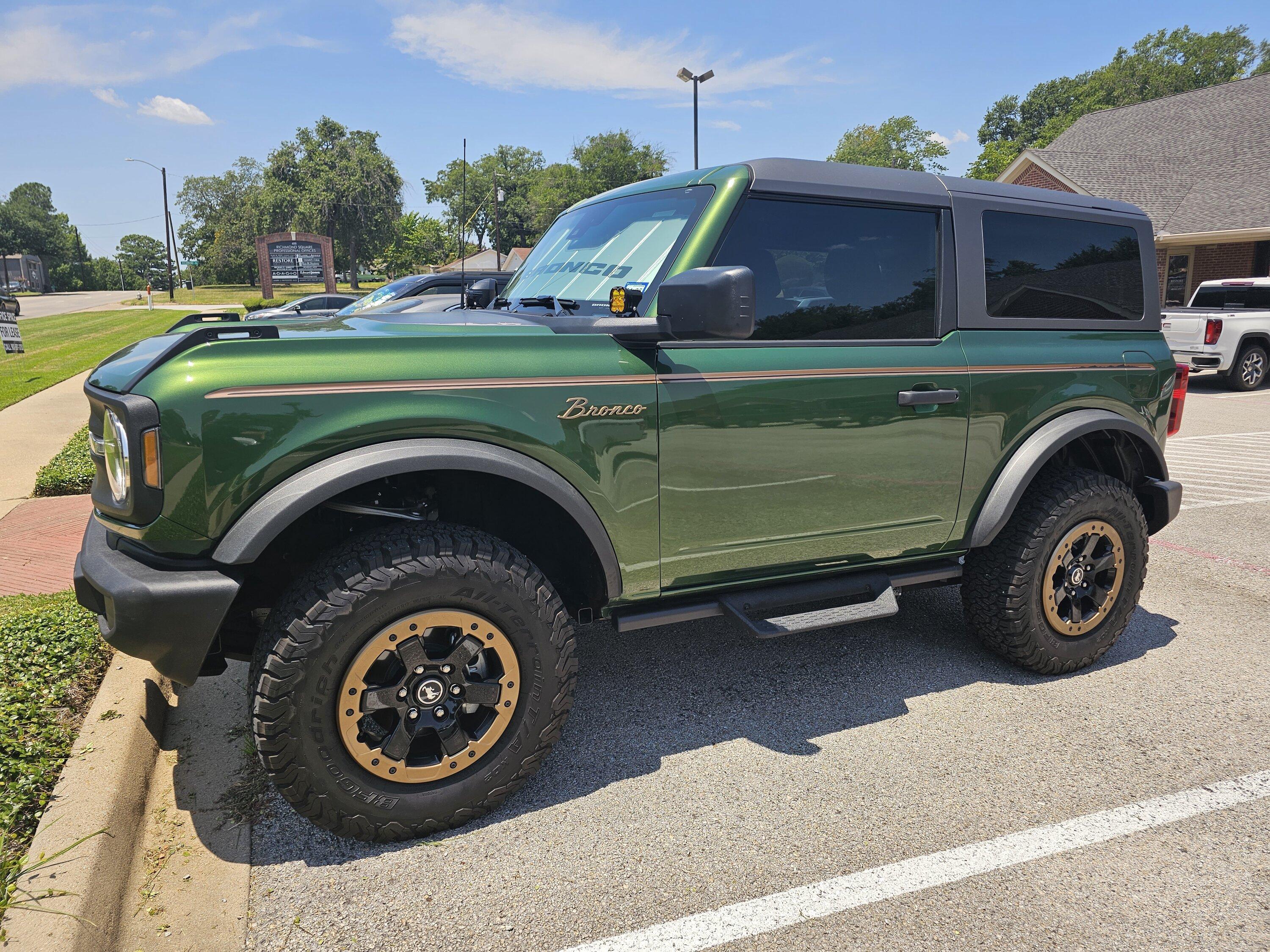 Ford Bronco Base Big Bend - Lift and Tire Question 20230724_130746