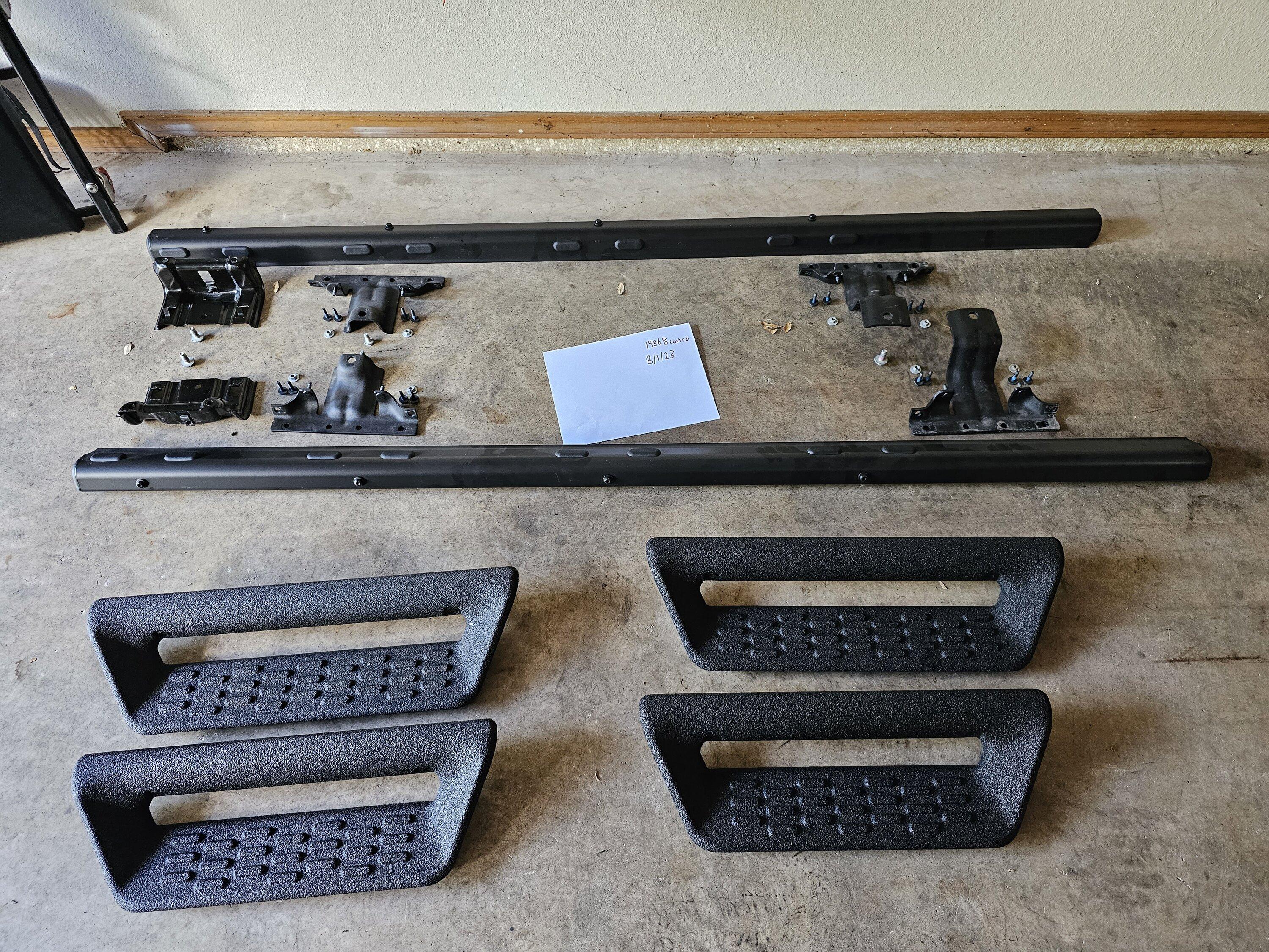 Ford Bronco OEM Hoop Steps - 4 Door. OEM Hoop Step - Ford Bronco 2023