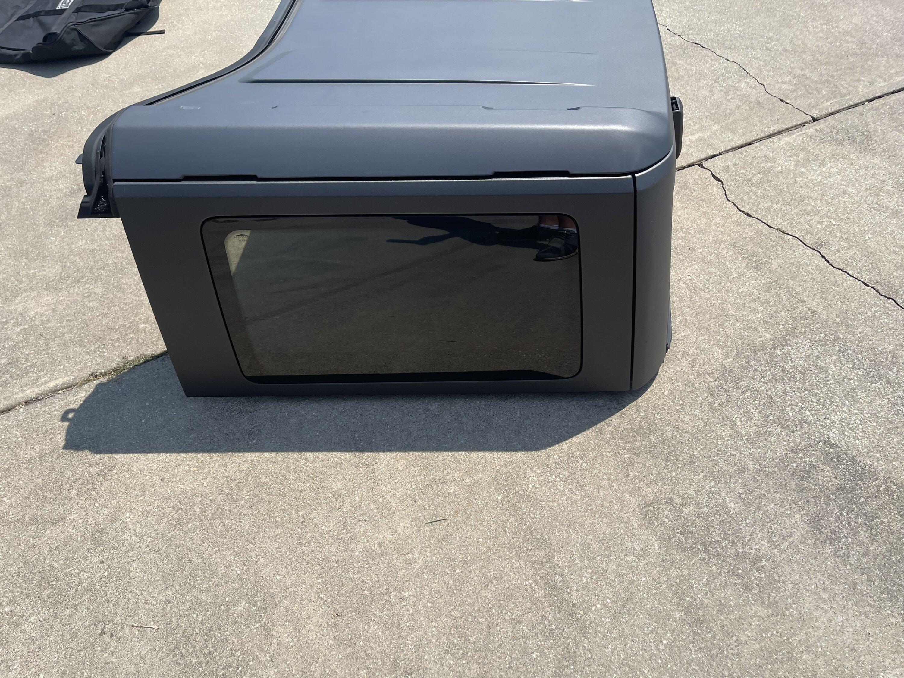 Ford Bronco 2021 OEM Hard Top IMG_6287