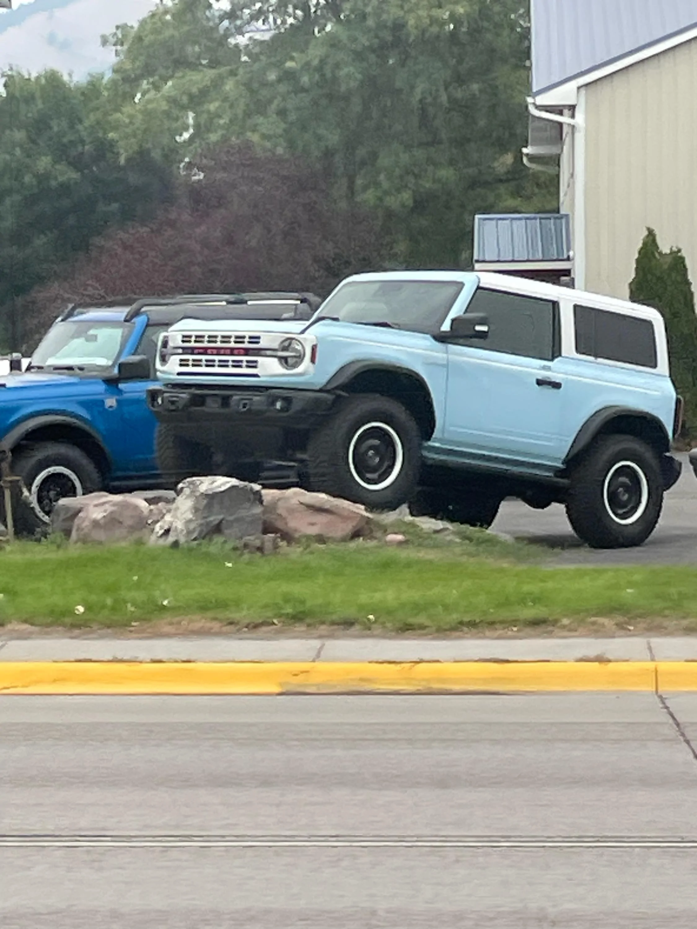 Ford Bronco HERITAGE EDITION Bronco Club IMG_3969