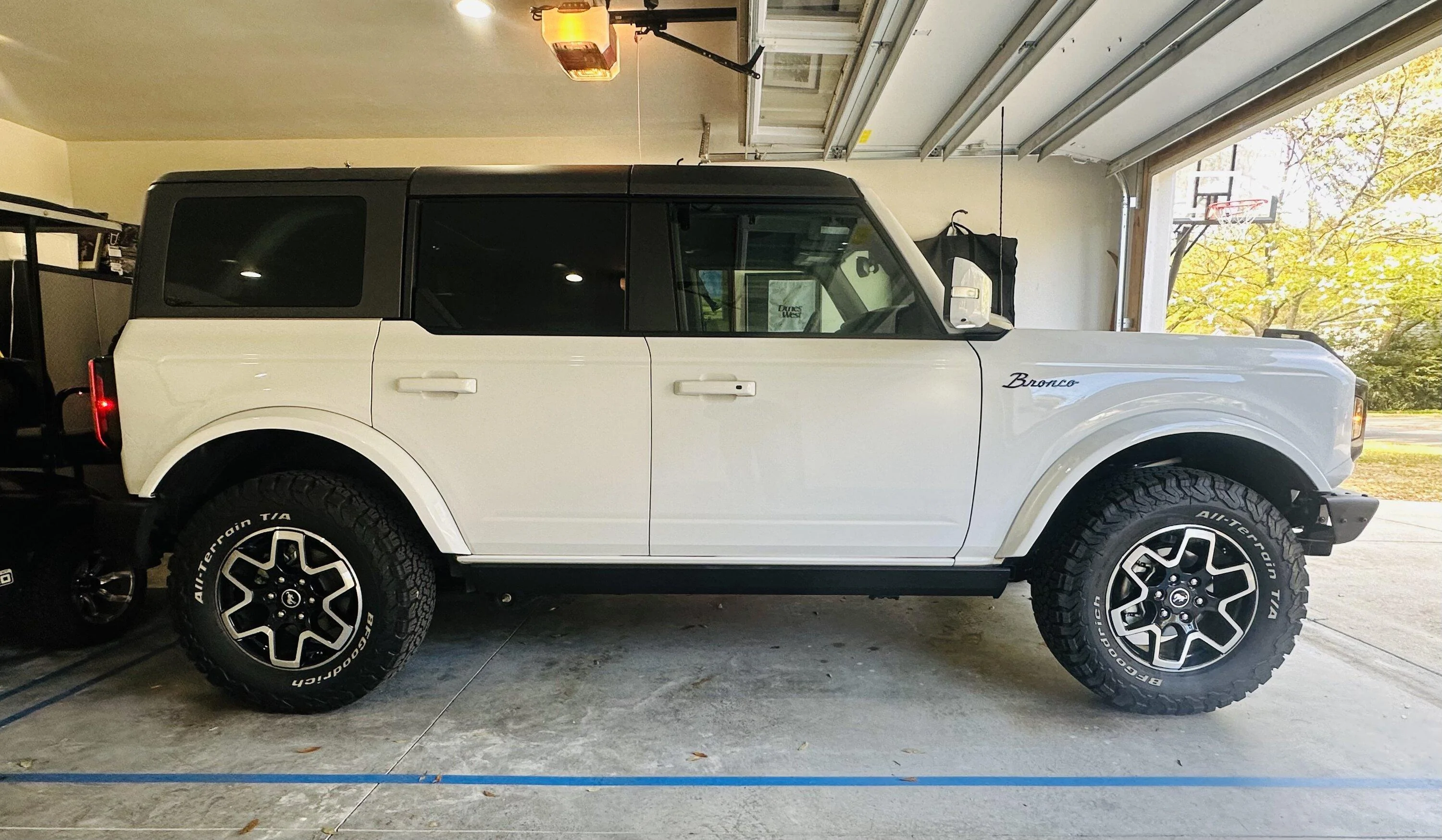 Ford Bronco Show us your installed wheel / tire upgrades here! (Pics) IMG_0567
