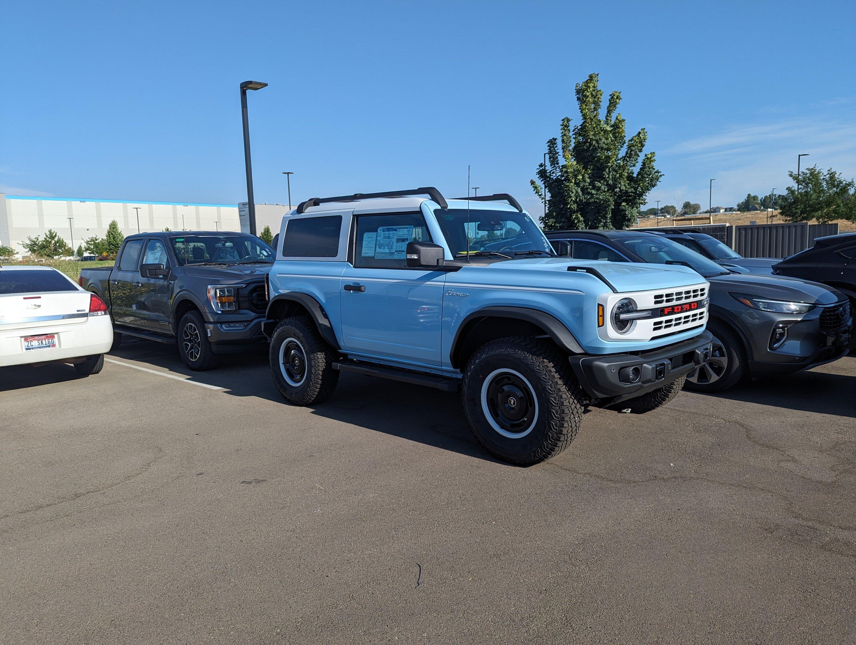 Ford Bronco HERITAGE EDITION Bronco Club PXL_20230805_002347559