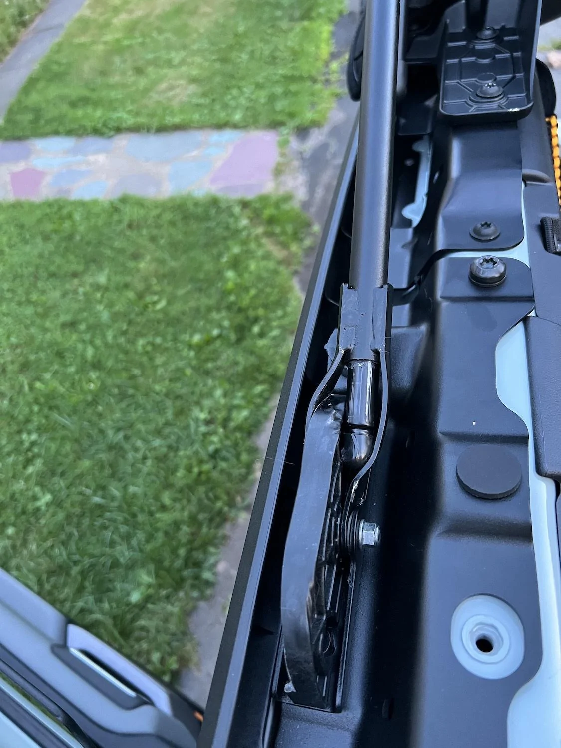 Ford Bronco Sunrider / Skyrider question 1691248716457