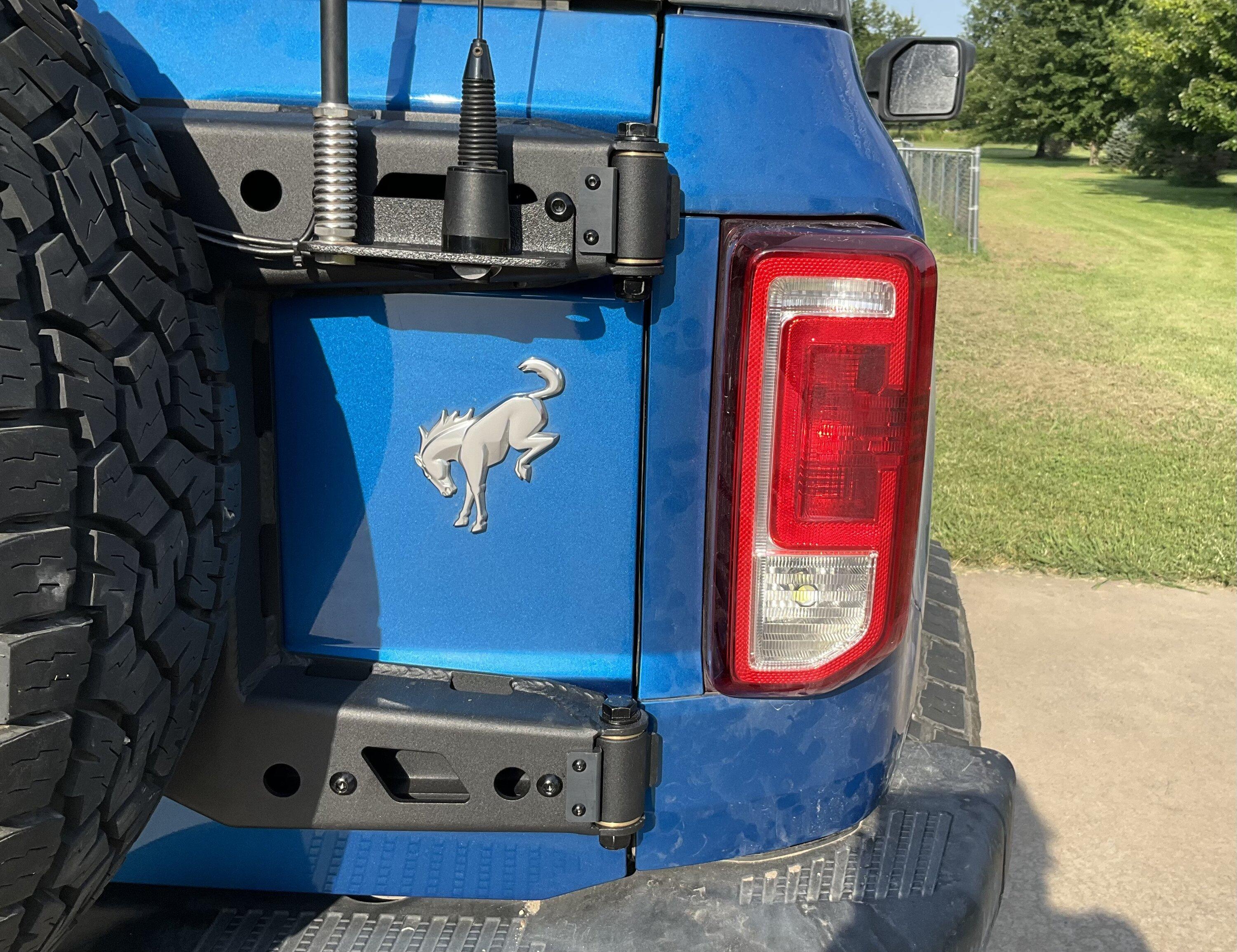 Ford Bronco Tail gate CB ANT. Coax routing? IMG_3674