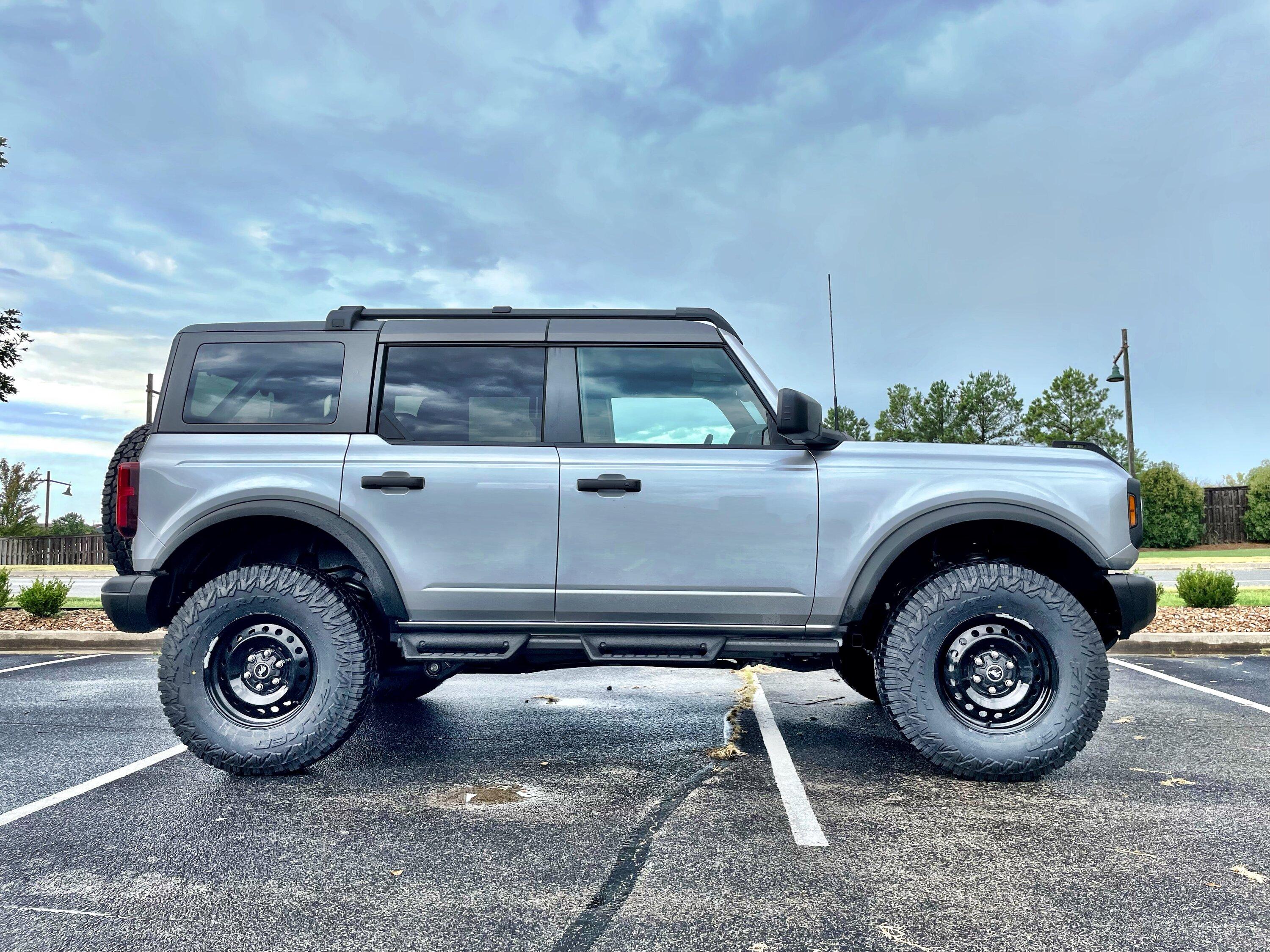 Ford Bronco Show us your installed wheel / tire upgrades here! (Pics) IMG_2515