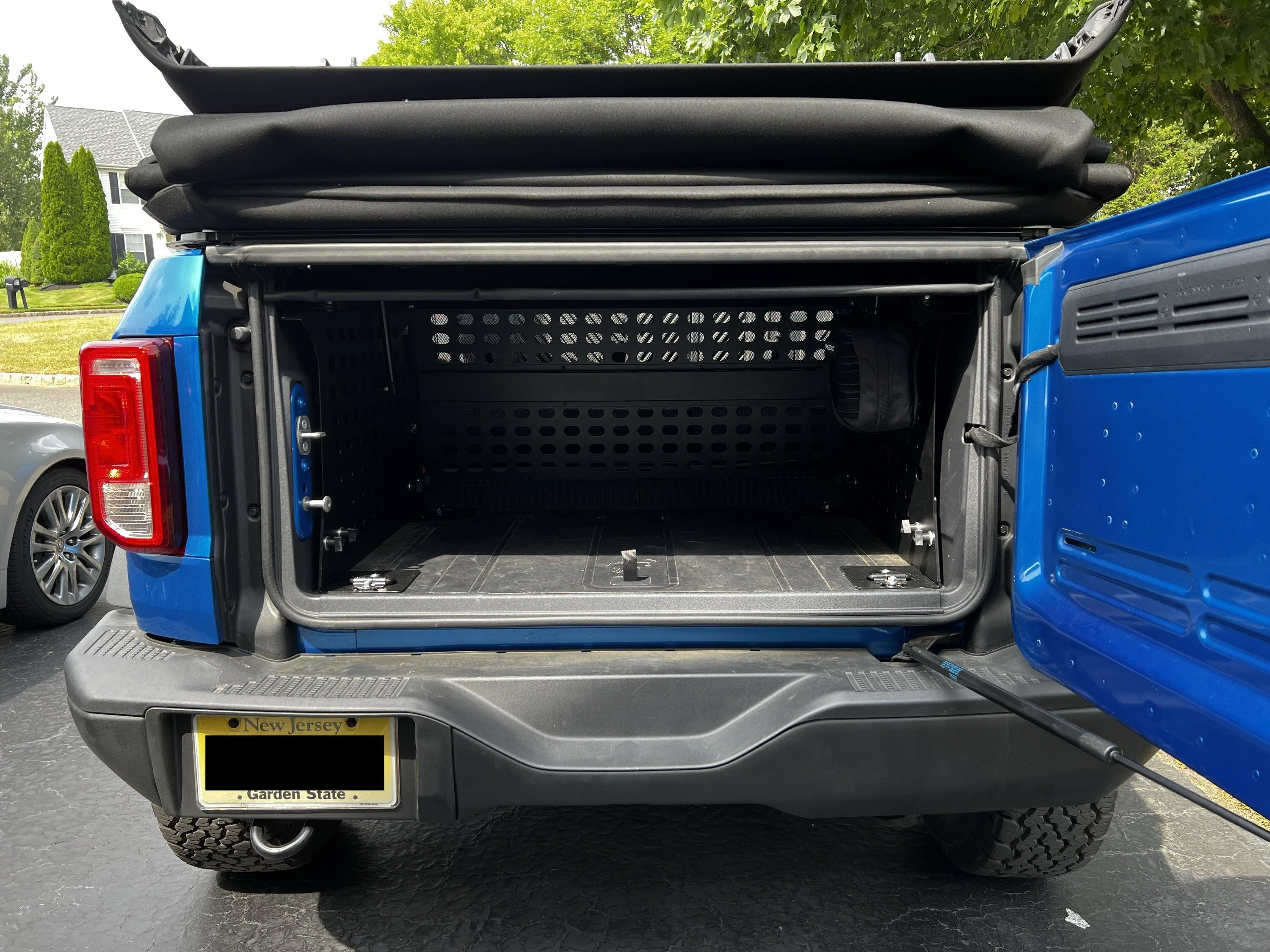 Ford Bronco Deluxe Raised Cargo Area Enclosure Install & Review IMG_7601