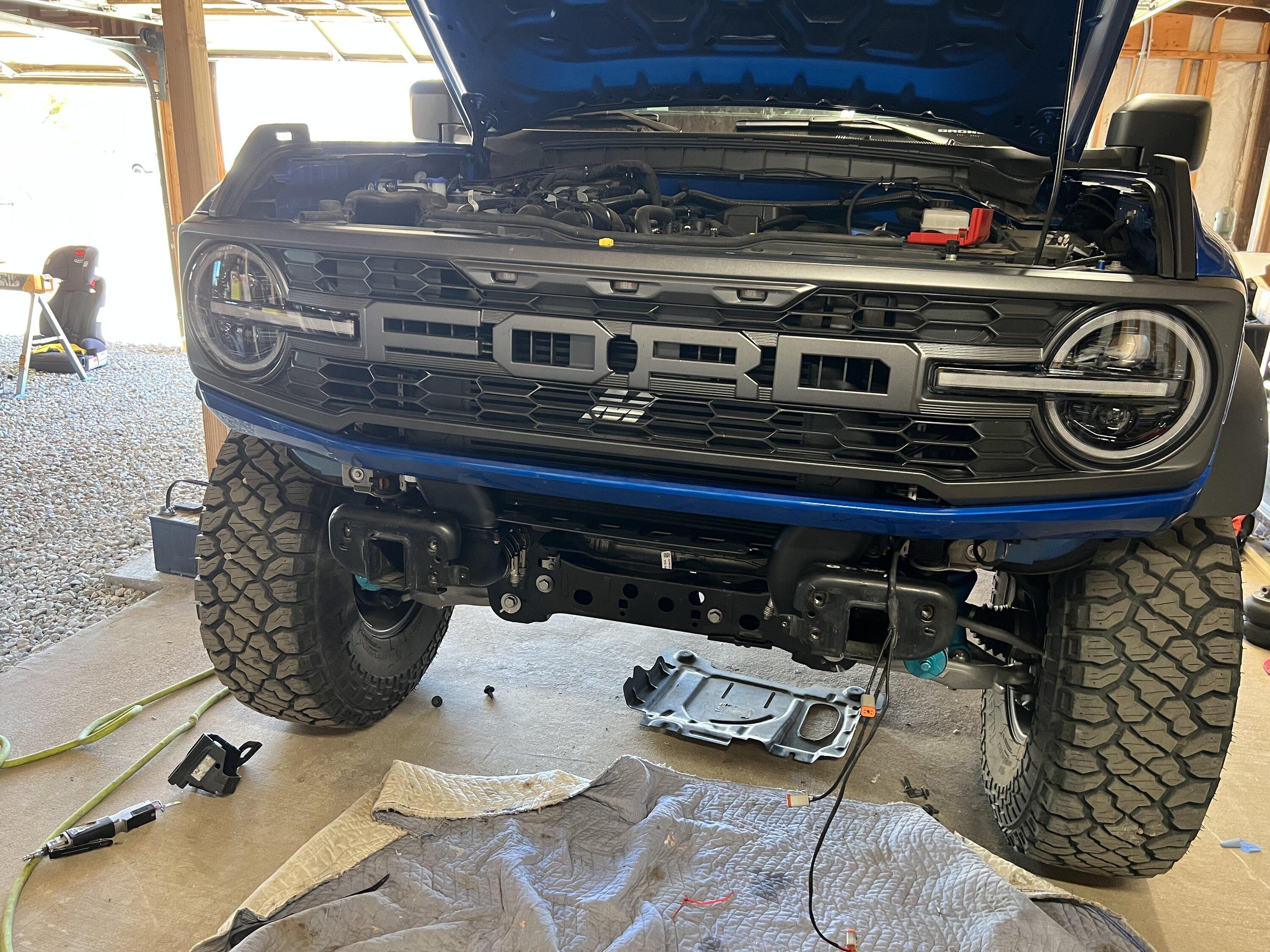 Ford Bronco 2-door desert runner Bronco w/ custom tire carrier IMG_0384