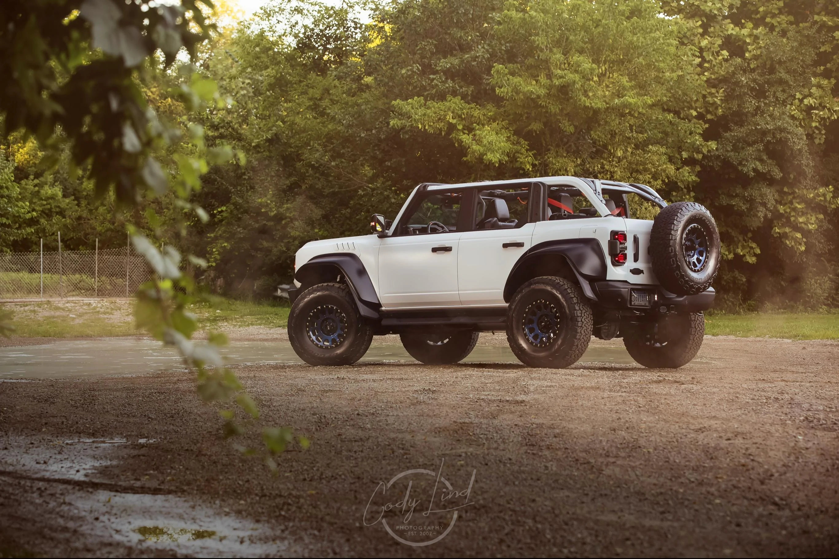 Ford Bronco Bronco Raptor in Oxford White - Professional photo shoot.  Credits:  the Very talented Cody Lind https://codylindphotography.com/ IMG_9858