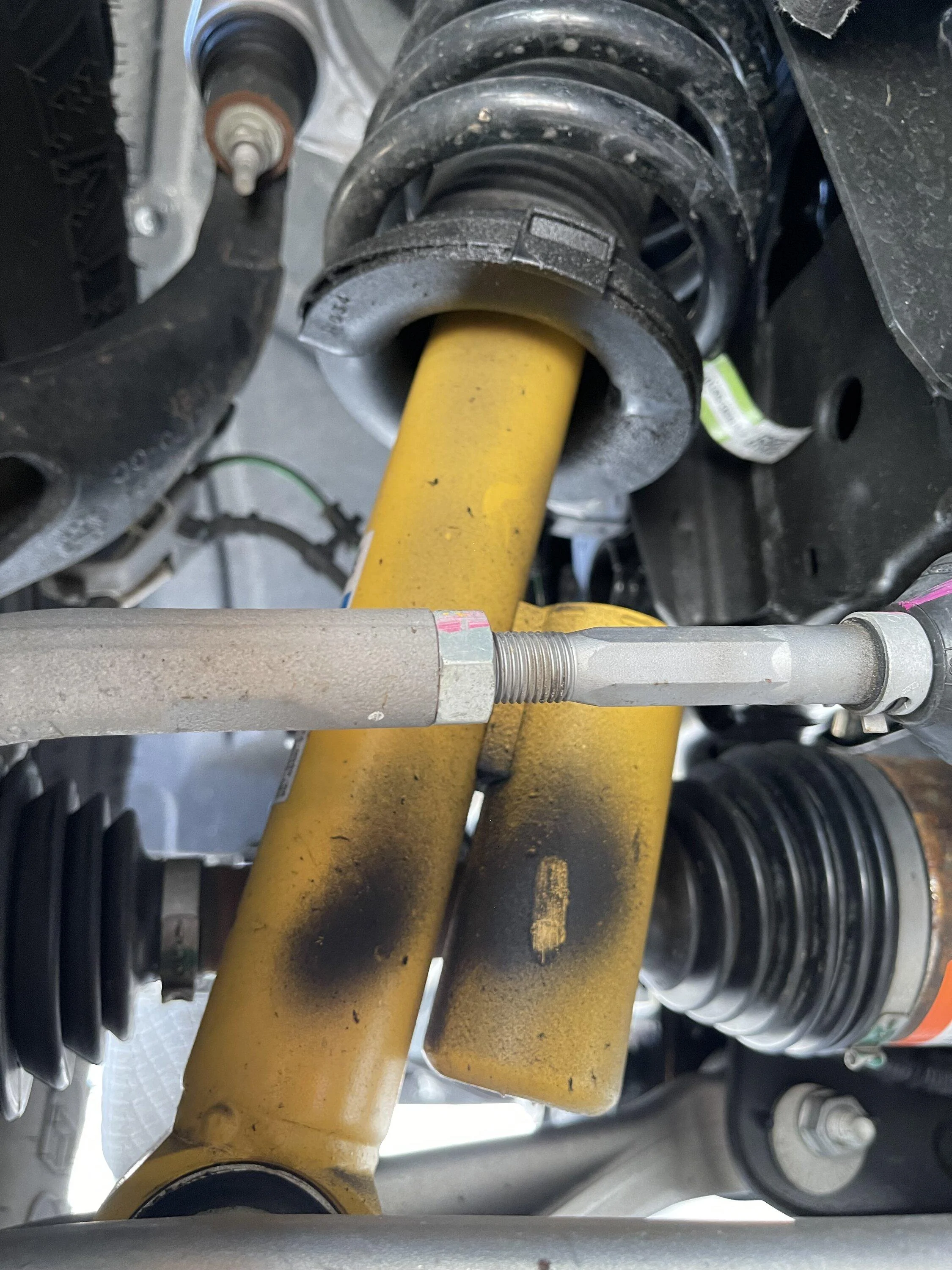 Ford Bronco Rear Shock leaking @ just under 42k miles IMG_2162