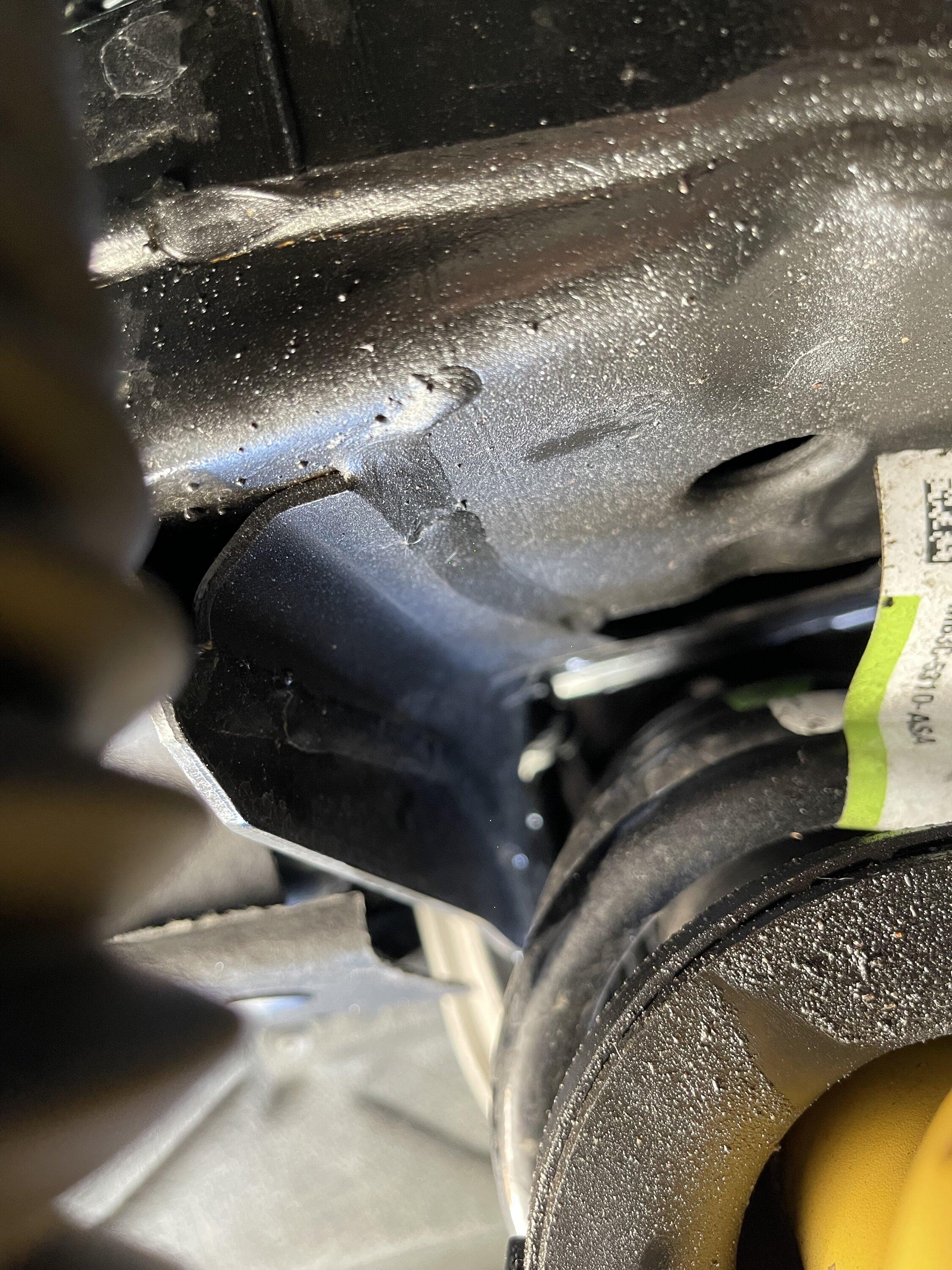 Ford Bronco Rear Shock leaking @ just under 42k miles IMG_2166