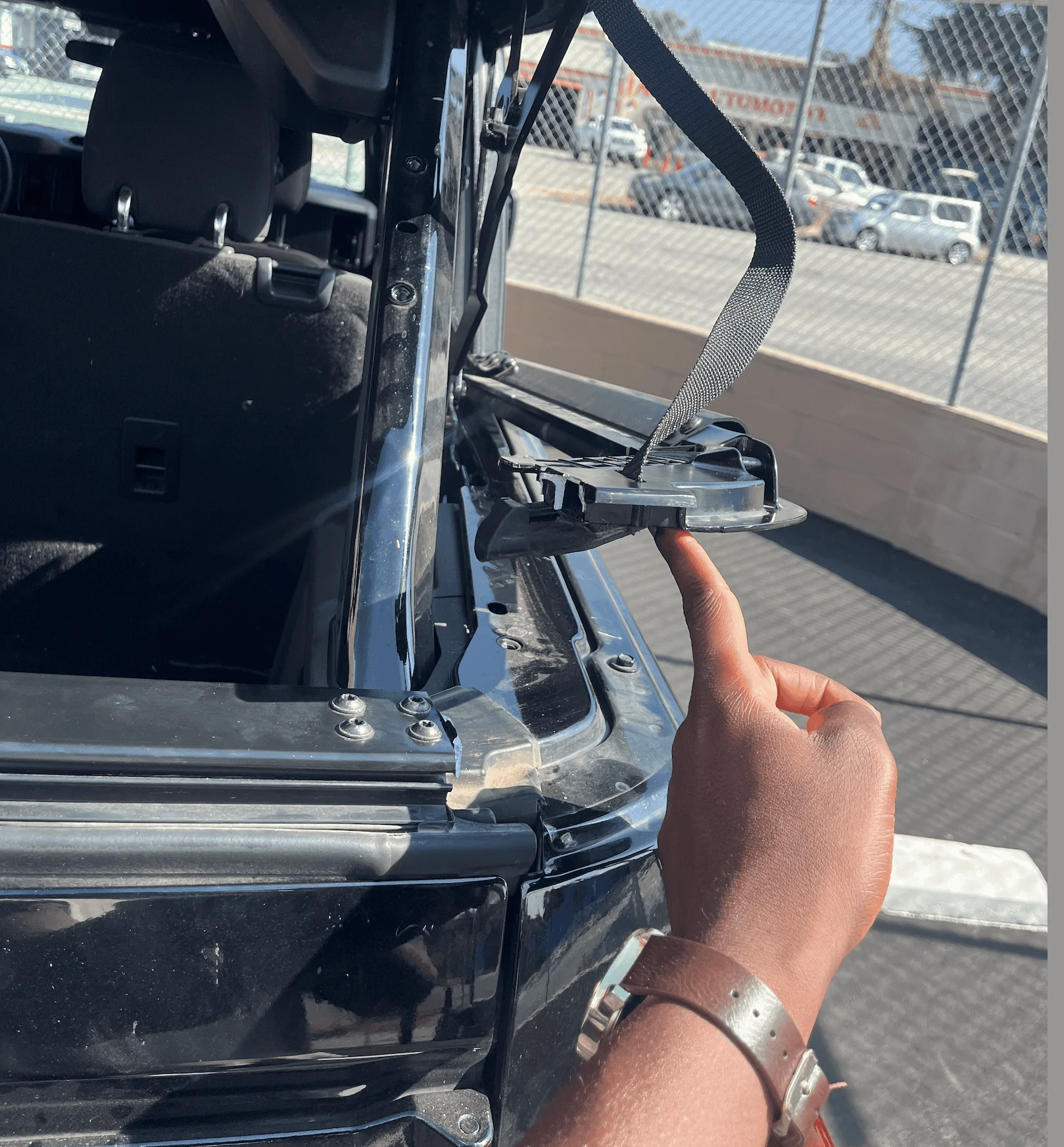 Ford Bronco Broken Rear Brow Screen Shot 2023-08-09 at 11.33.32 AM