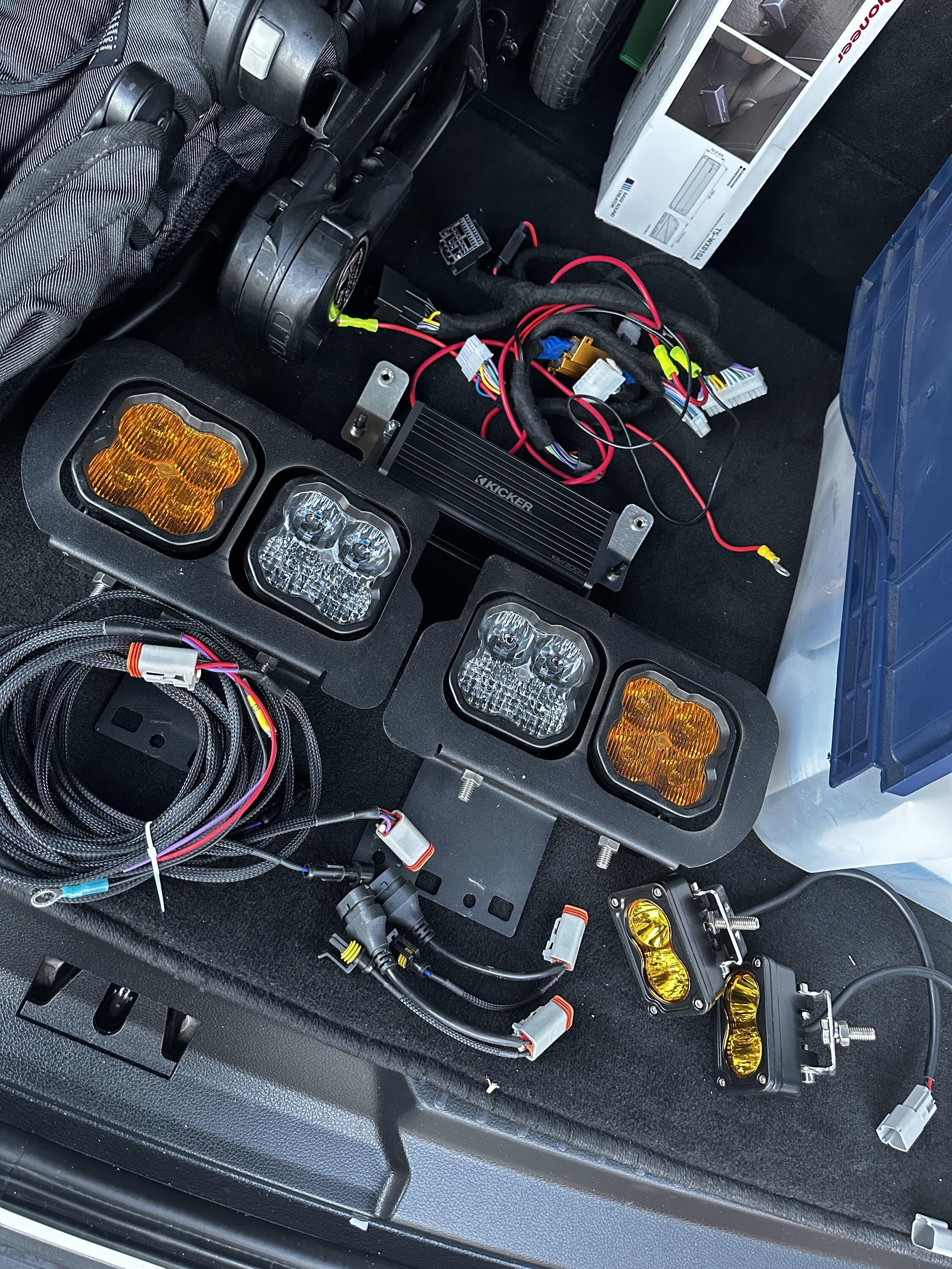 Ford Bronco Diode Dynamics SS3 Max w/mounts IMG_5592