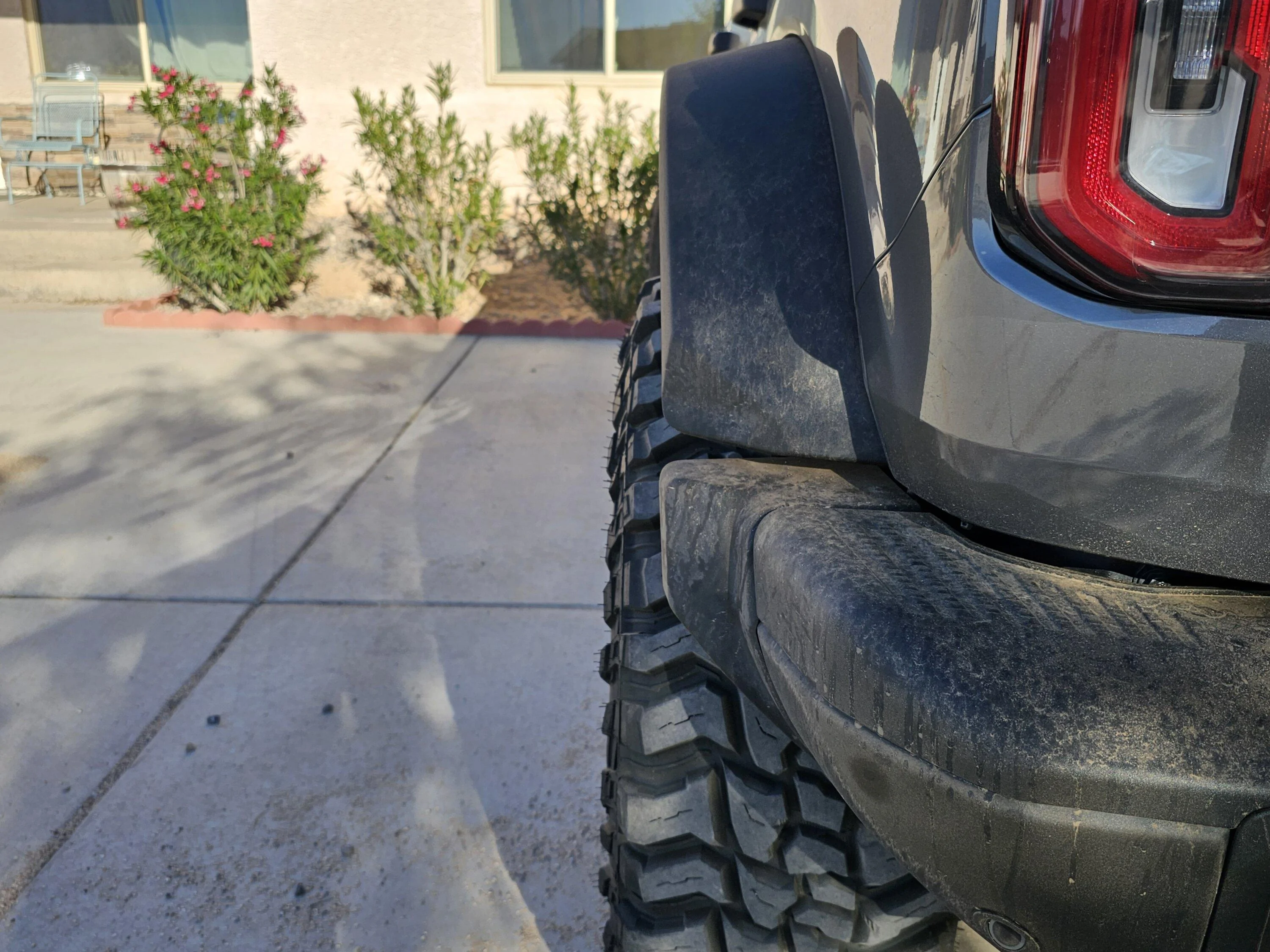 Ford Bronco 2023 Carbonized Gray Sasquatch Badlands - Holy IFS Build 20230809_171759