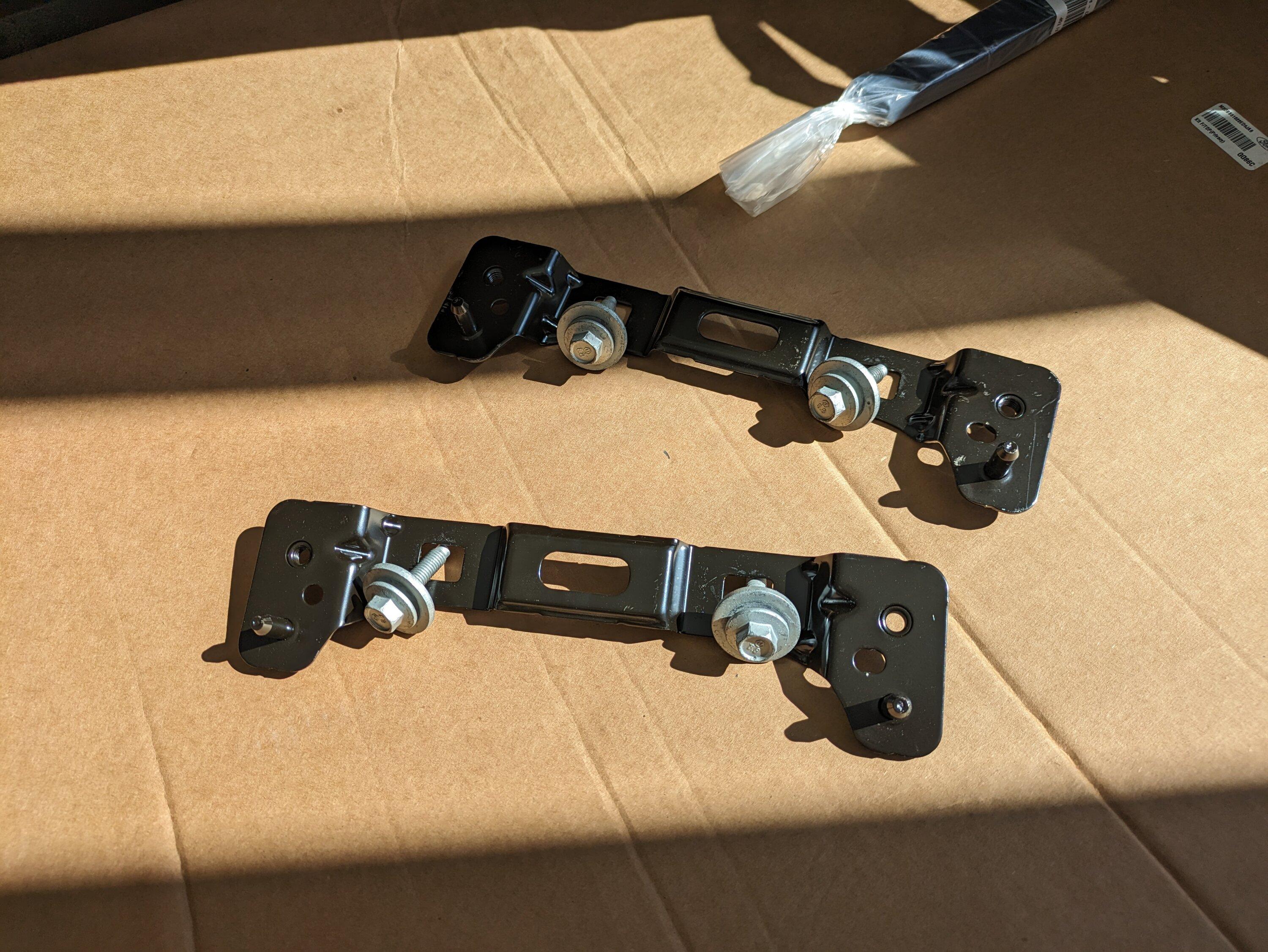 Ford Bronco Factory Soft Top with all hardware PXL_20230810_231752791