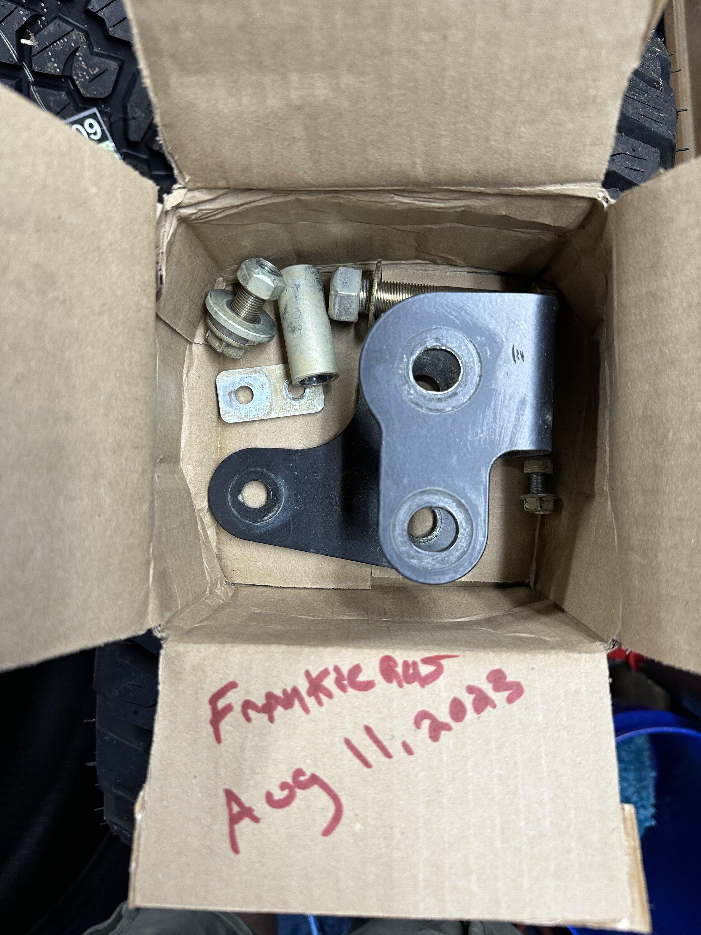 Ford Bronco RJ track bar relocation bracket IMG_1593