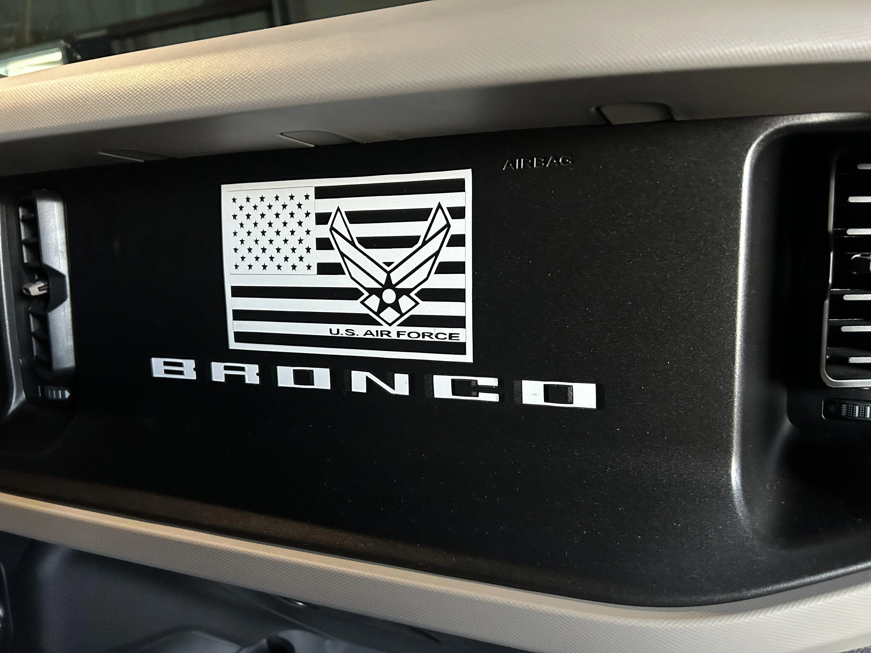 Ford Bronco Show us your graphics IMG_0294