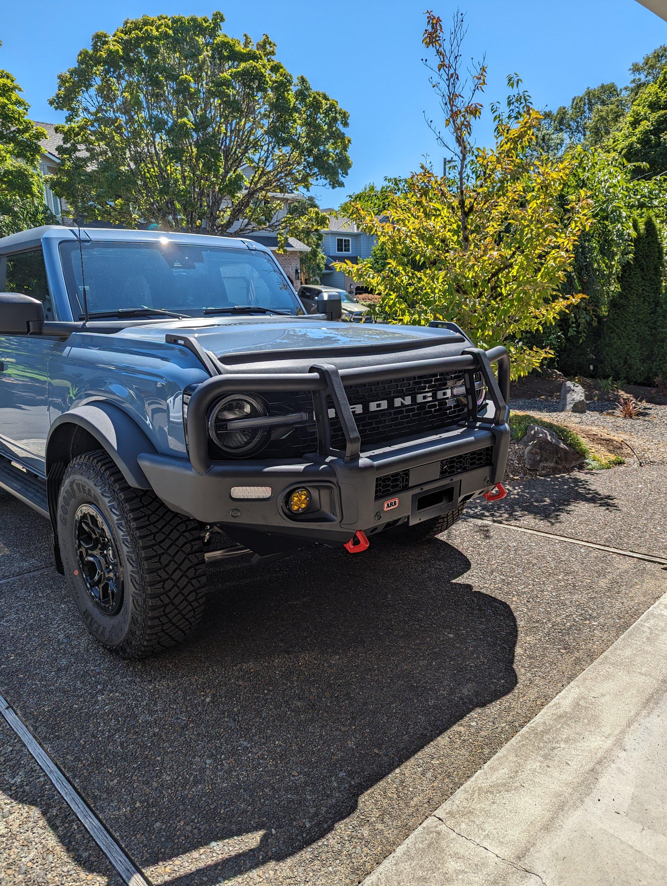 Ford Bronco Lights to mount on ARB Summit bumper ? PXL_20230813_185527072
