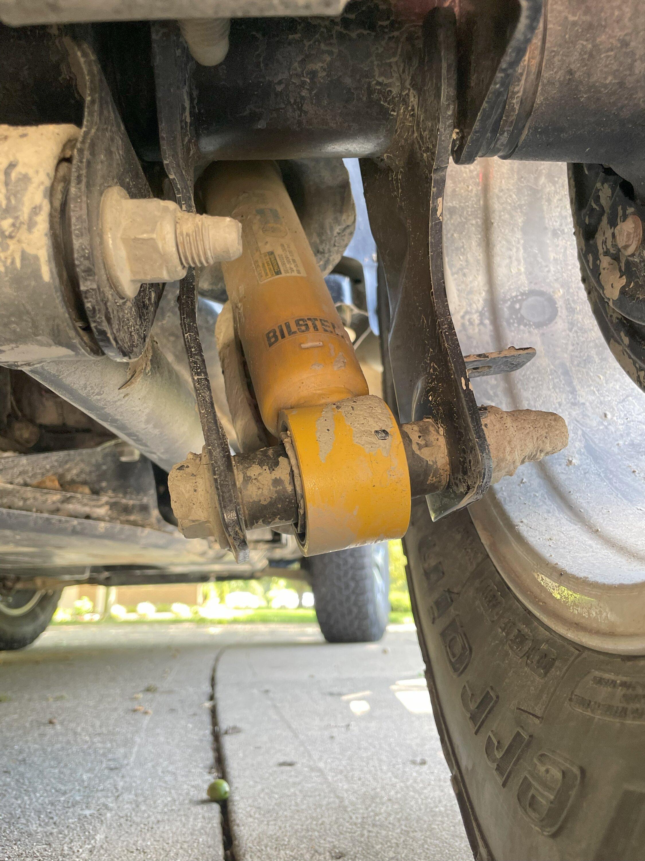 Ford Bronco Question about rear shock damage passenger side back to front