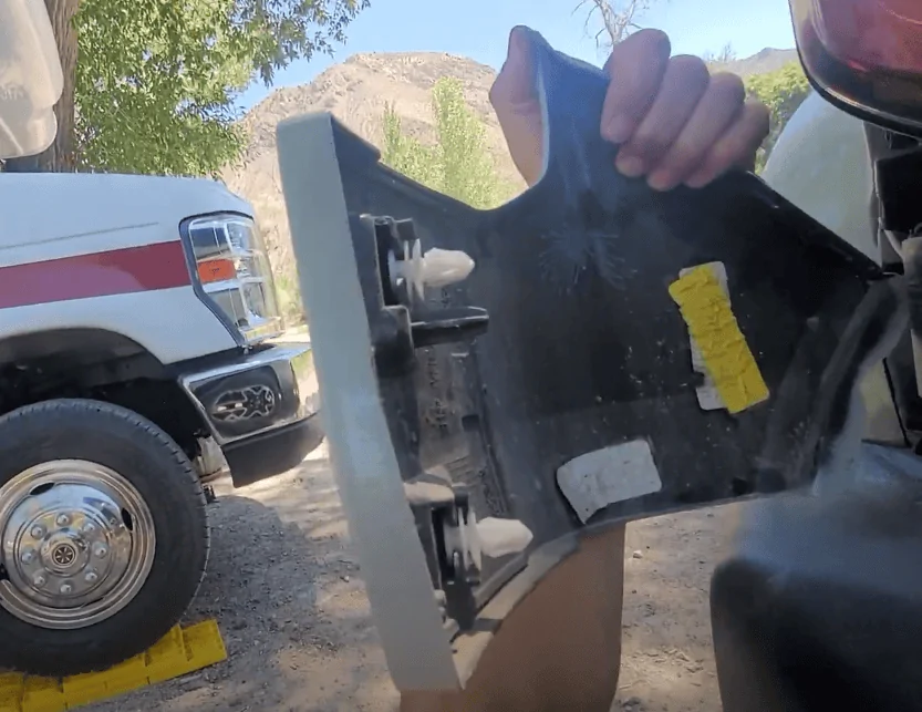 Ford Bronco Full Guide: Modifying Bronco 2DR Outer Banks for Flat Towing - Blue Ox adapter plates, braking system, etc 1692055395511