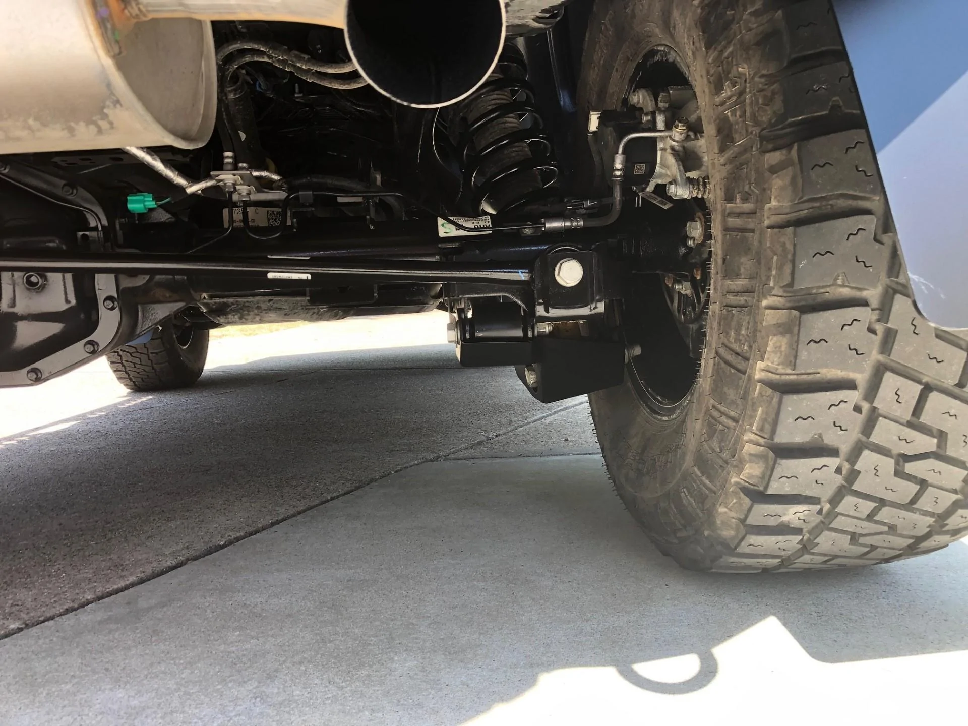 Ford Bronco Question about rear shock damage BR6A