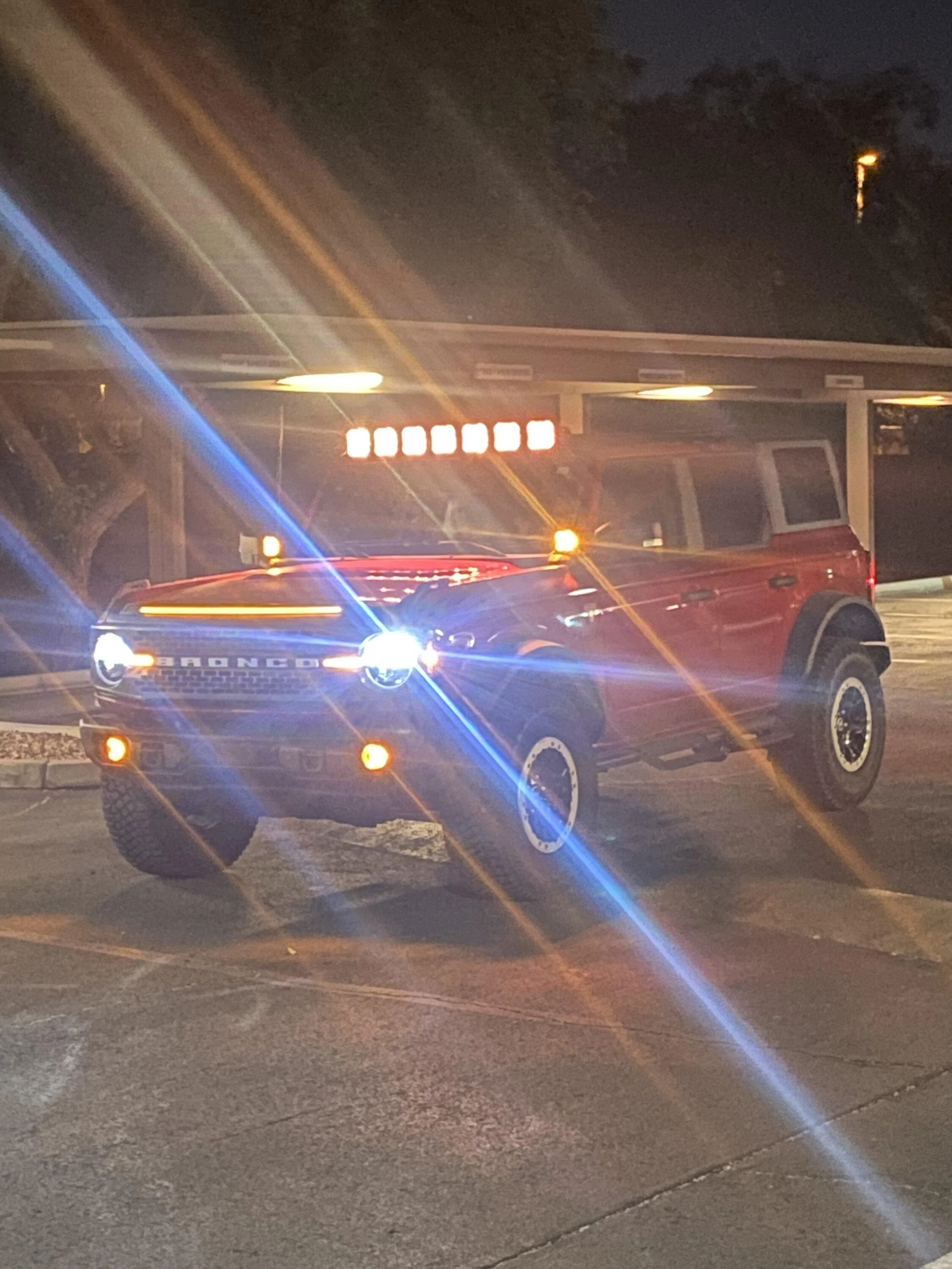 Ford Bronco Best above windshield light bar? IMG_4837