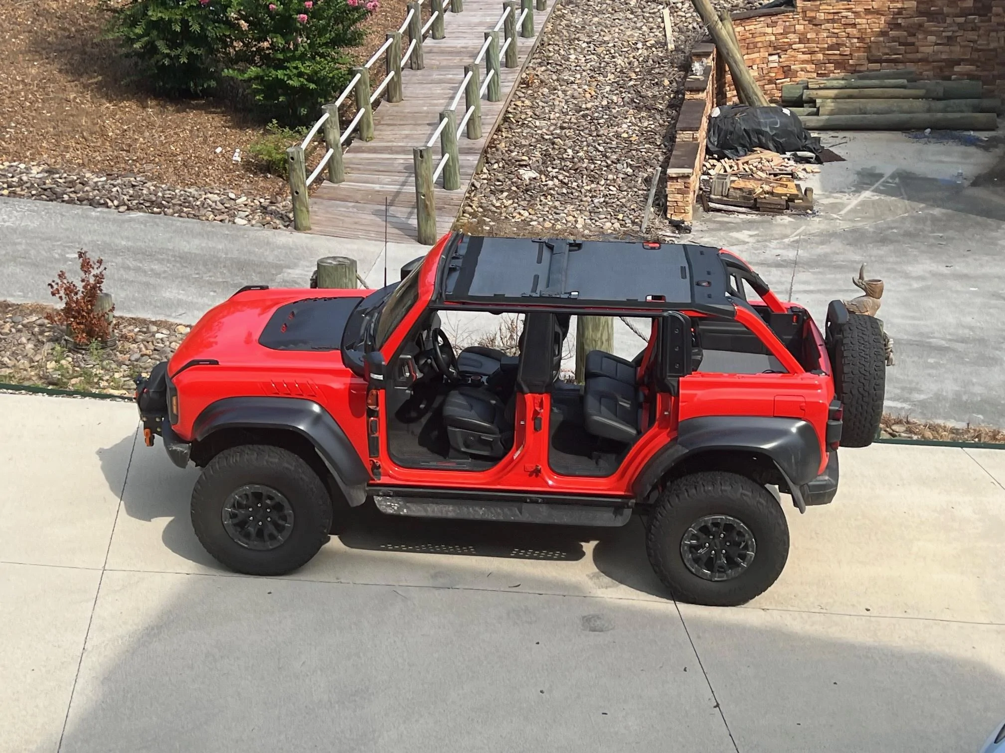 Ford Bronco Hoist top with Bimini installed? IMG_8275