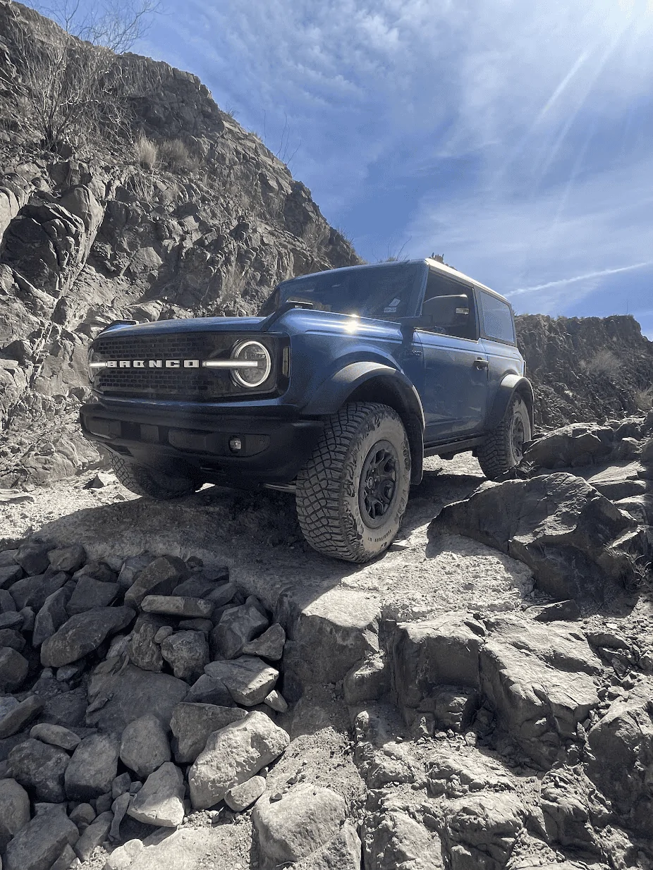 Ford Bronco Rough Country nudge bar installed 1692169387680