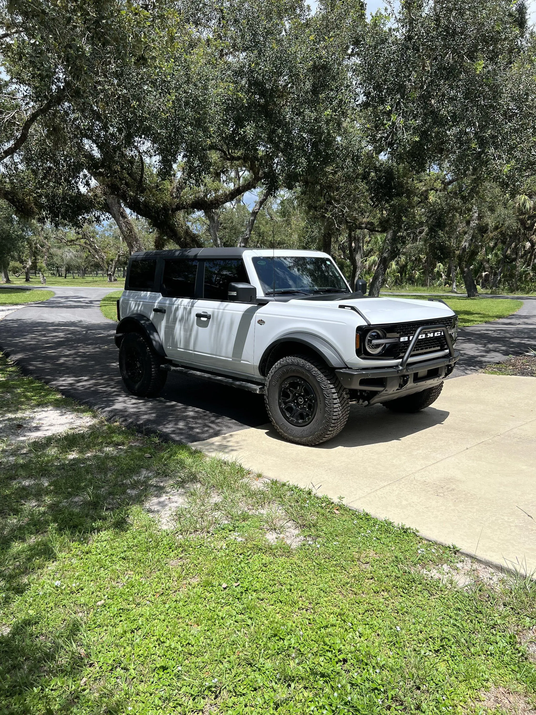 Ford Bronco New guy here! IMG_0320