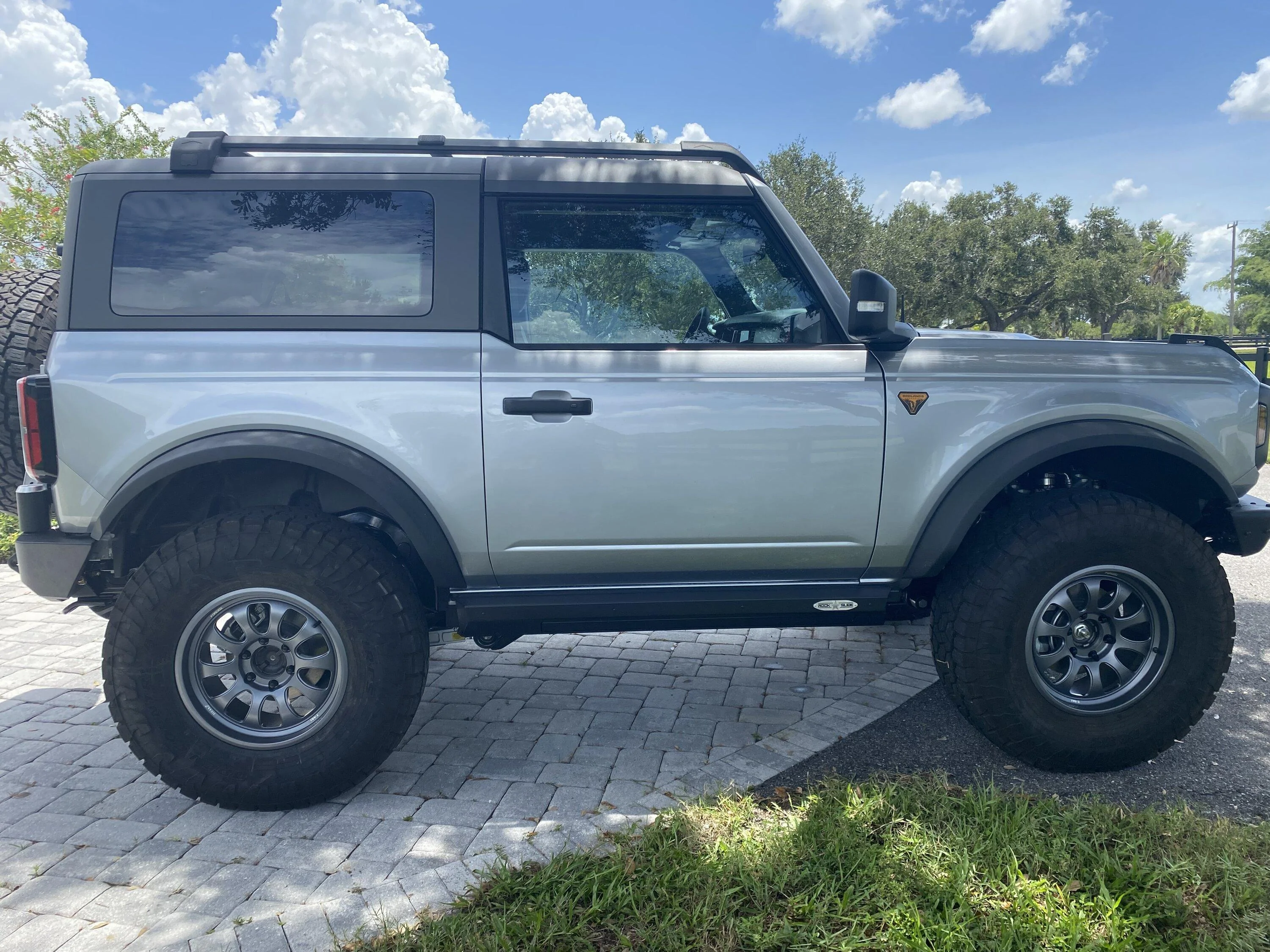 Ford Bronco Show us your installed wheel / tire upgrades here! (Pics) IMG_0861