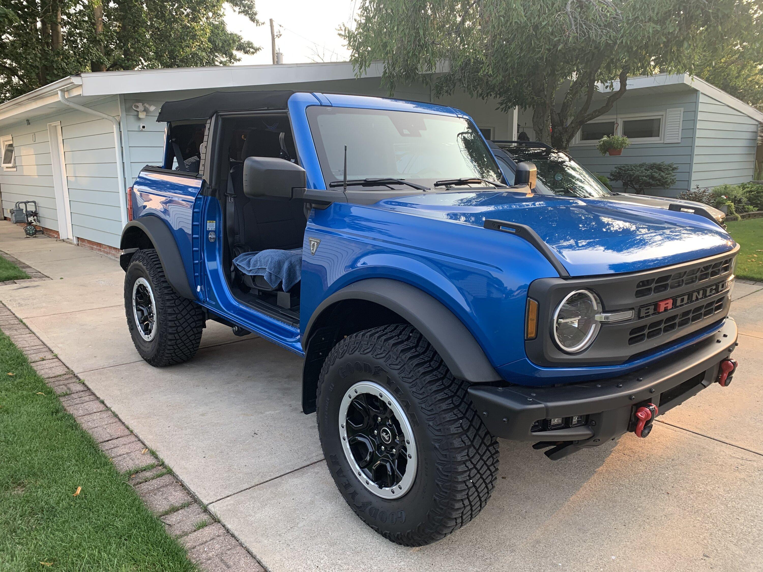Ford Bronco ….. 50032B56-EE45-4B63-BF83-1C5EFE374B9B