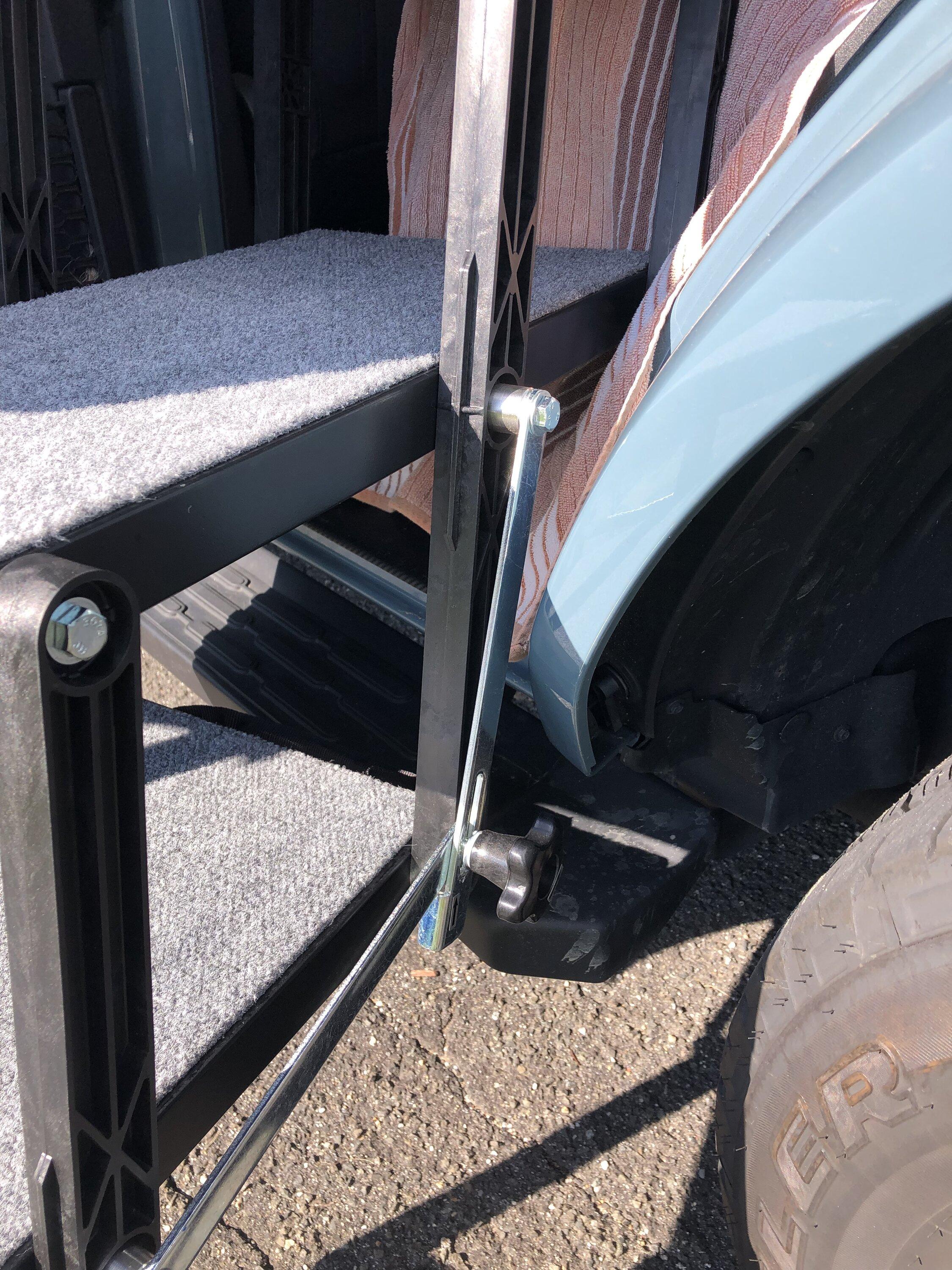 Ford Bronco Dogs Getting In and Out Pet Loader 3