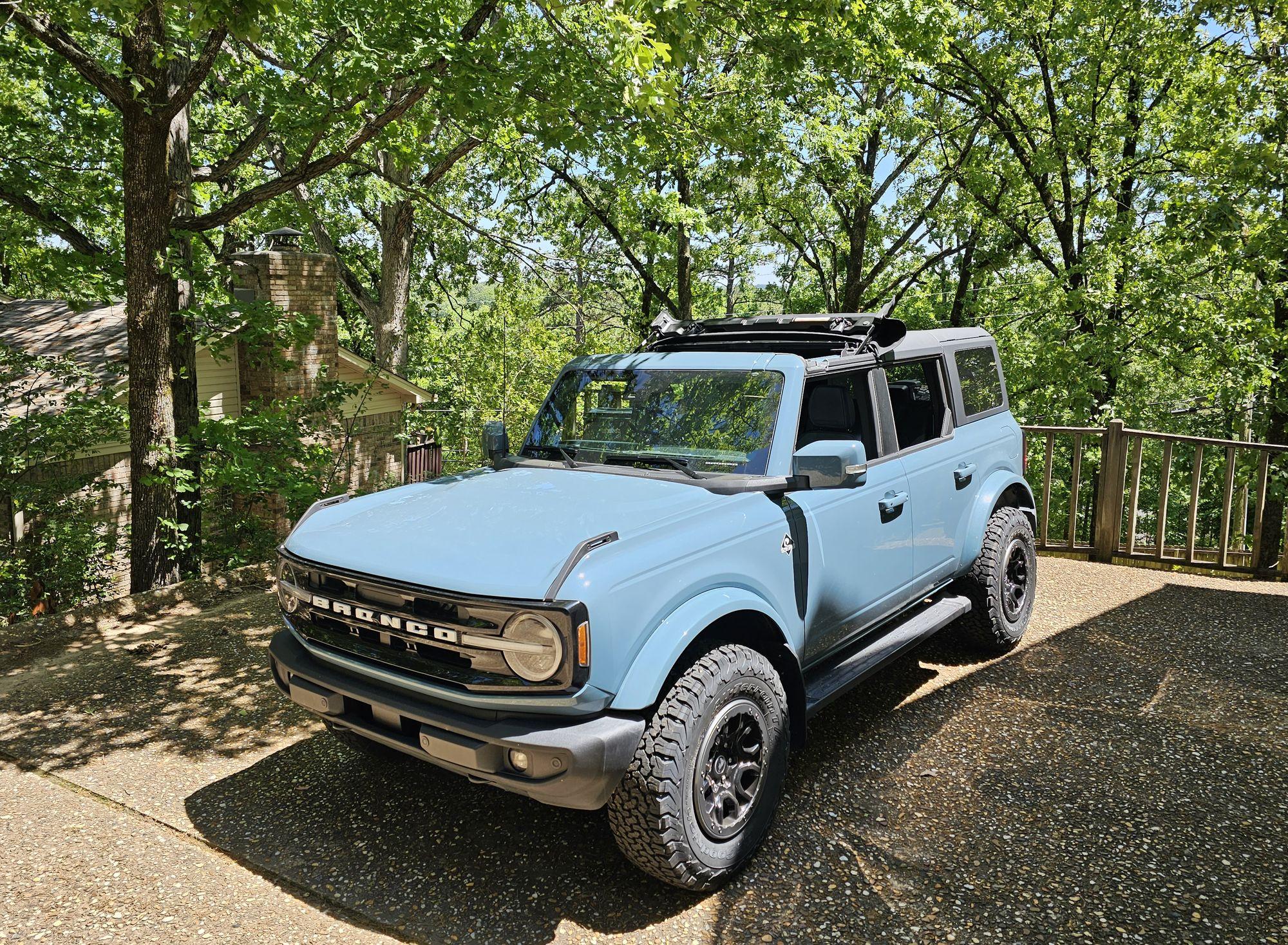 Ford Bronco Sasquatch vs not, for "soccer mom use" 344793656_786924252944777_3202234849410761856_n