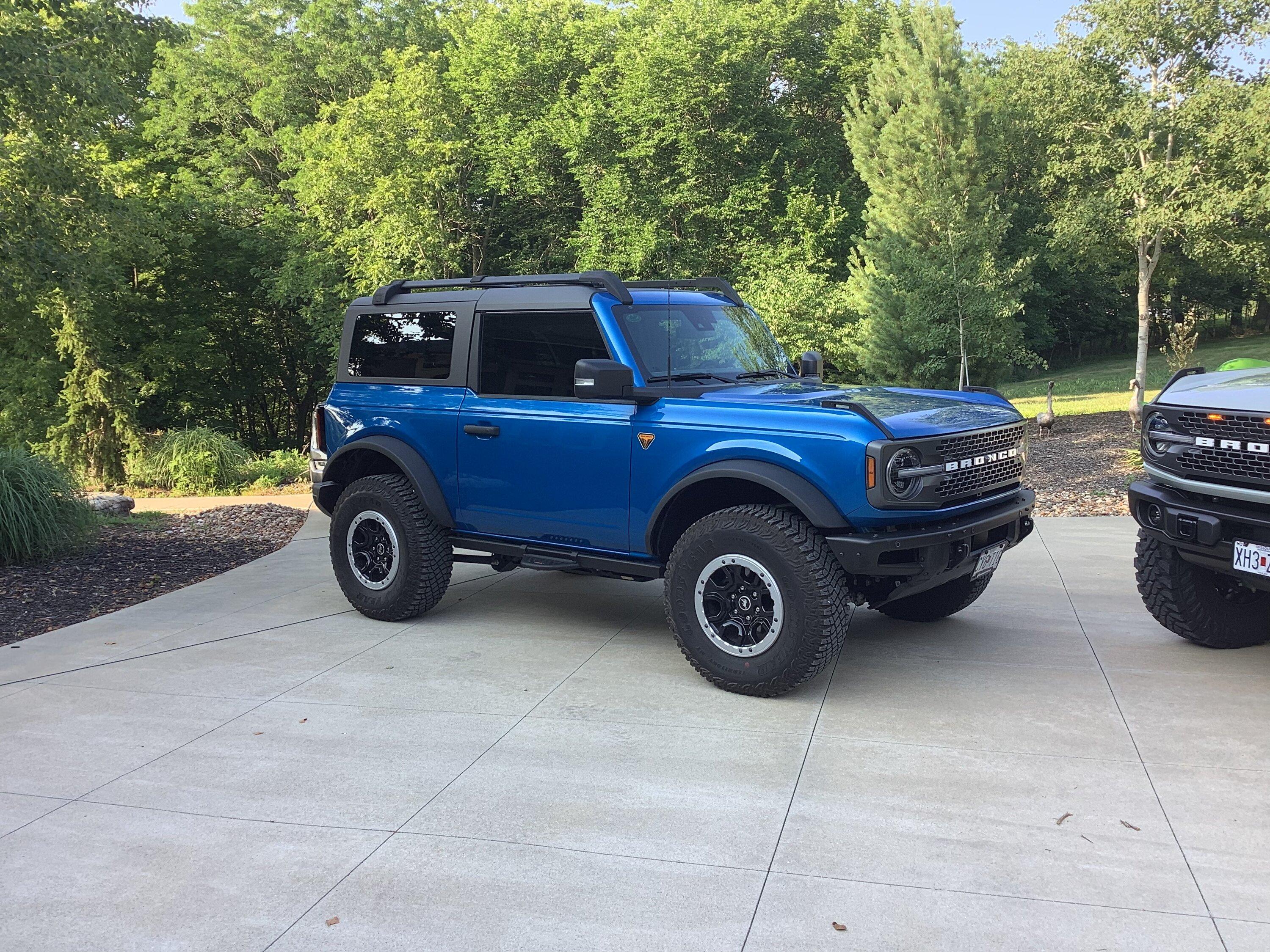 Ford Bronco Help me decide... Eruption Green vs Velocity Blue 51056E8C-CDCD-48E6-BCEE-1CFAED32FBAA