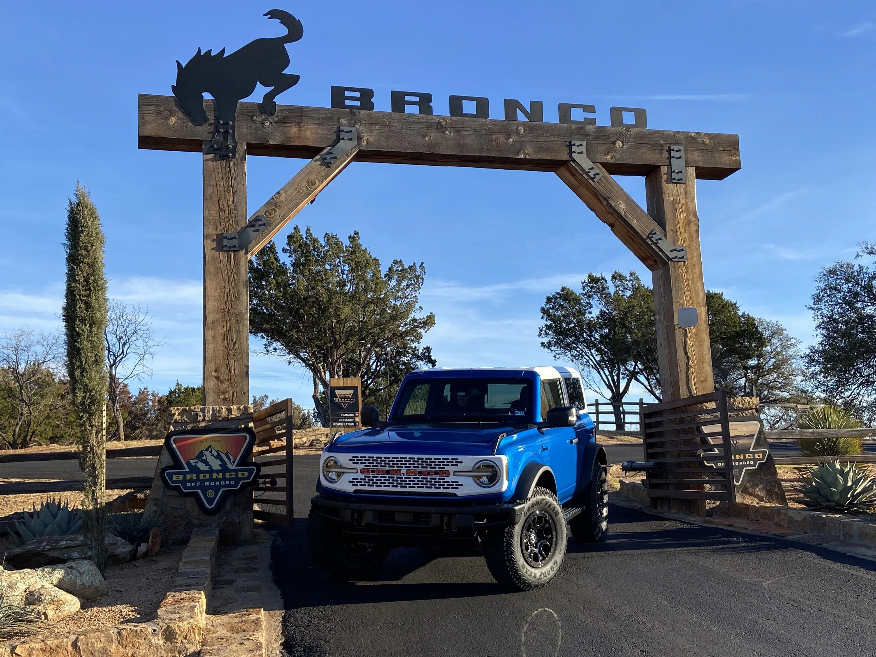 Ford Bronco Help me decide... Eruption Green vs Velocity Blue IMG_2854