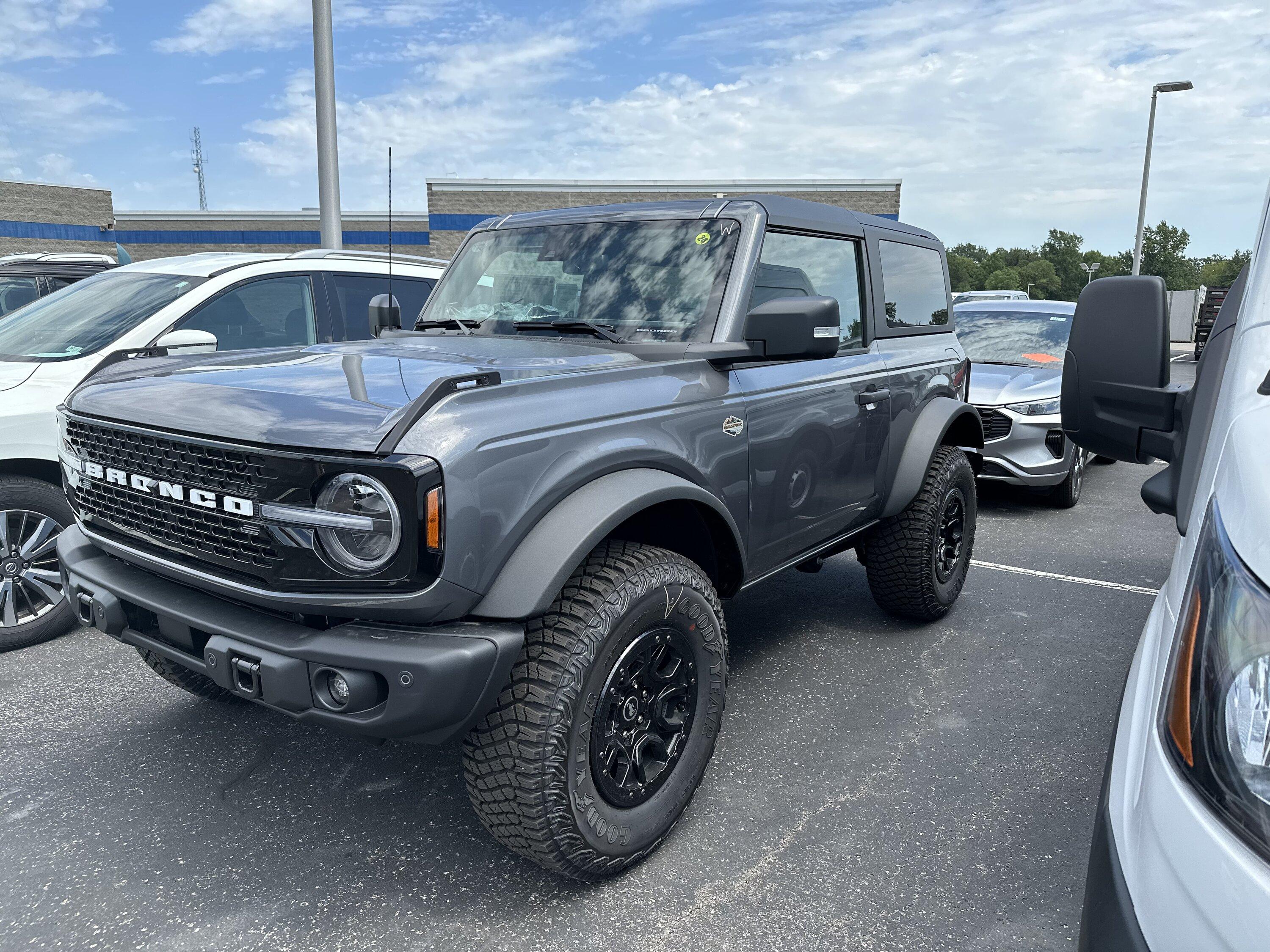 Ford Bronco 7/24/23 Build Week 71425078265__B4A8B5D2-7888-47D9-AAC0-BB2DB16DF0AE