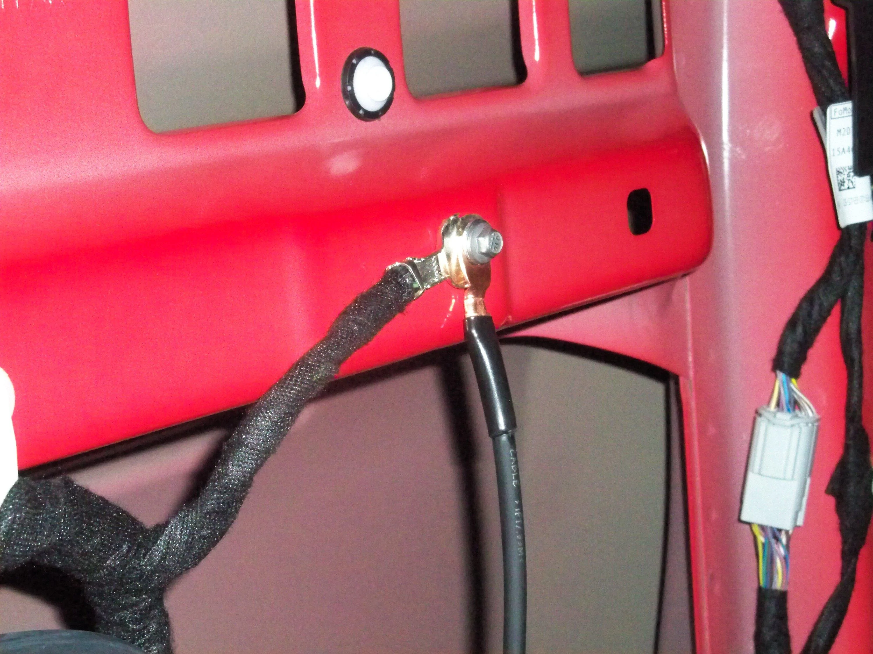 Ford Bronco Grounding question 100_8998