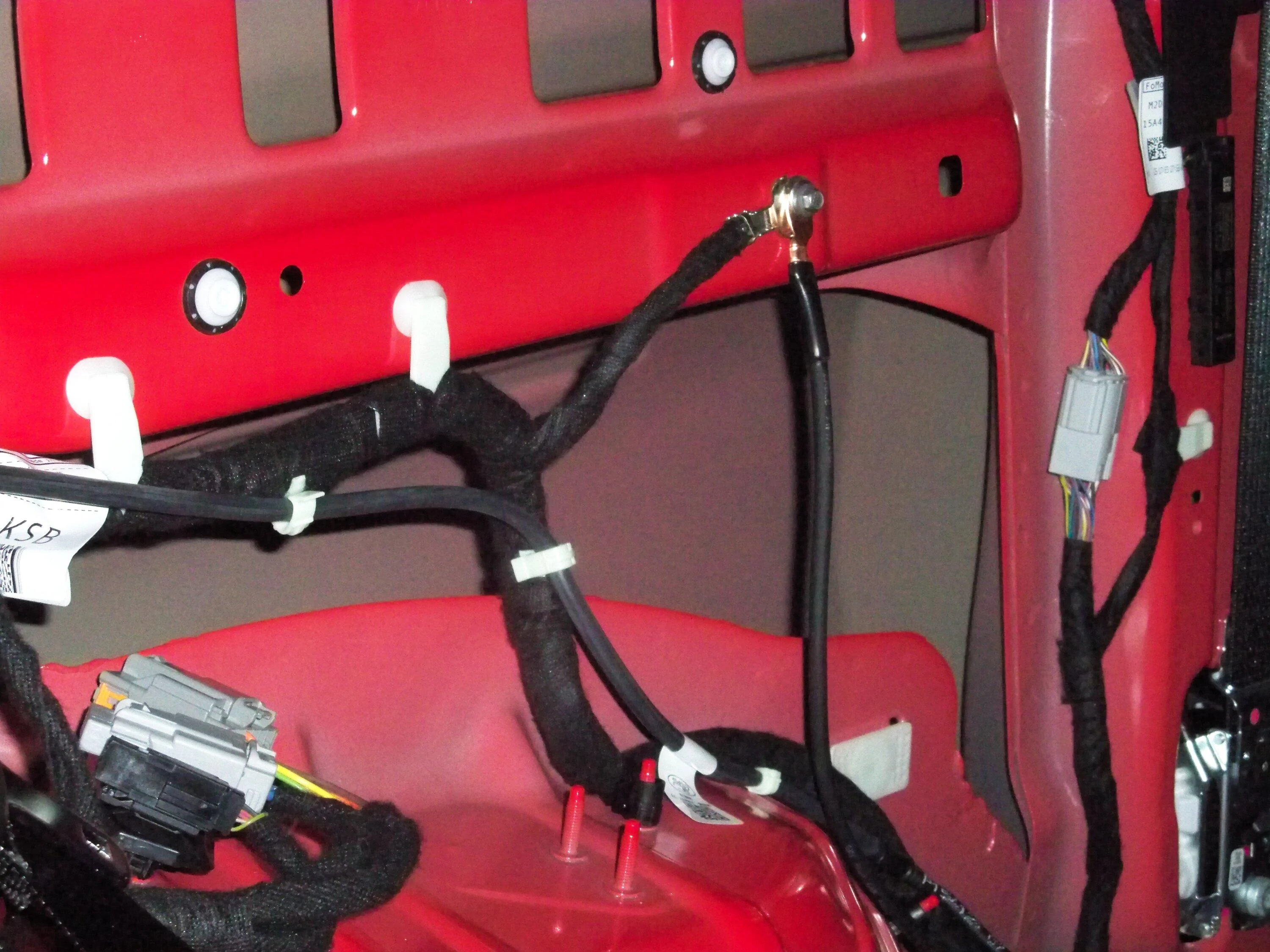 Ford Bronco Grounding question 100_8999