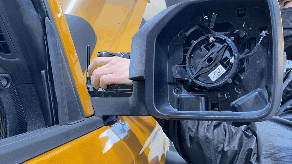 Ford Bronco Automatic power folding mirrors IMG_8748_2 (1)