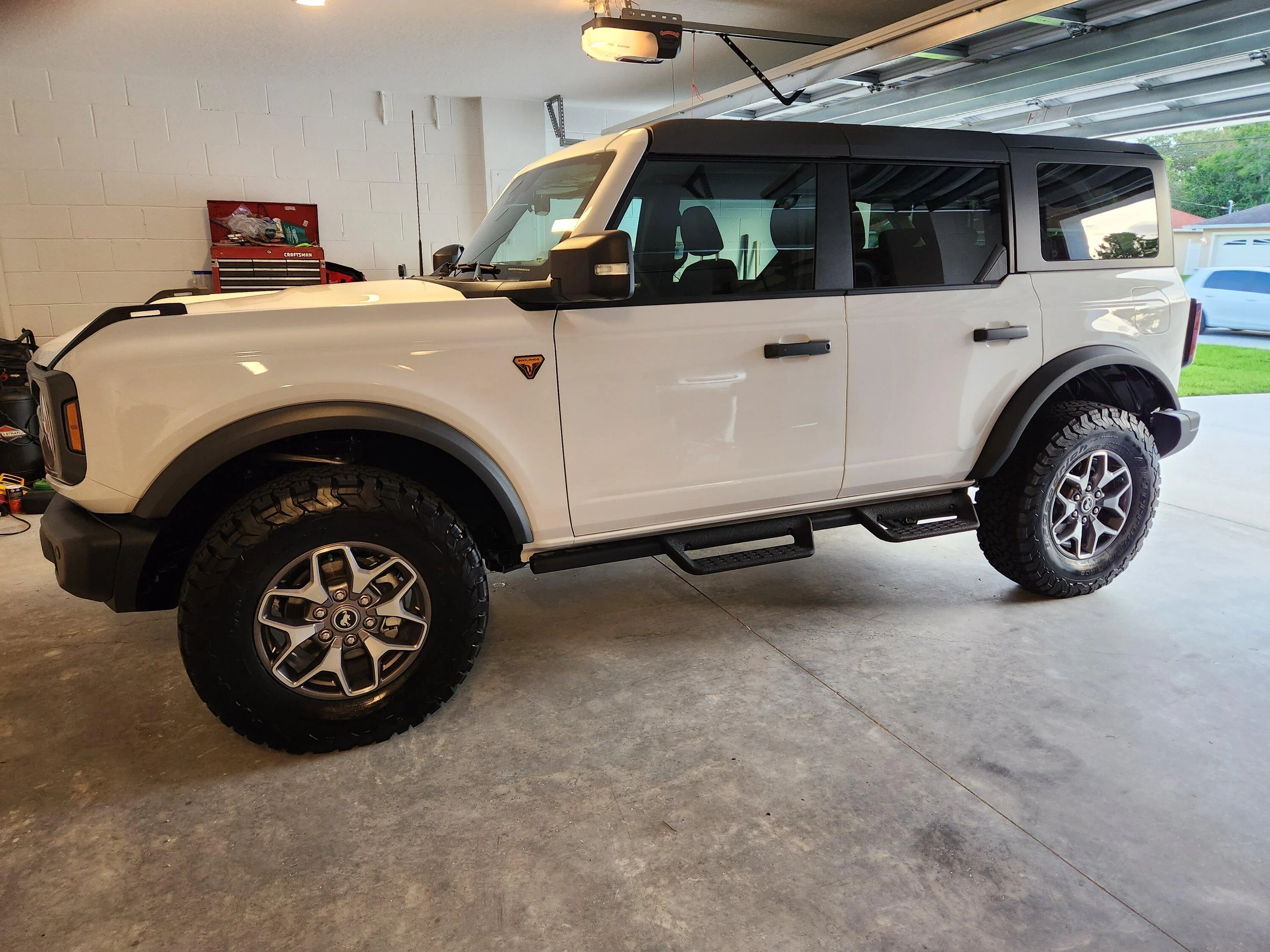 Ford Bronco Hello 20230821_192917