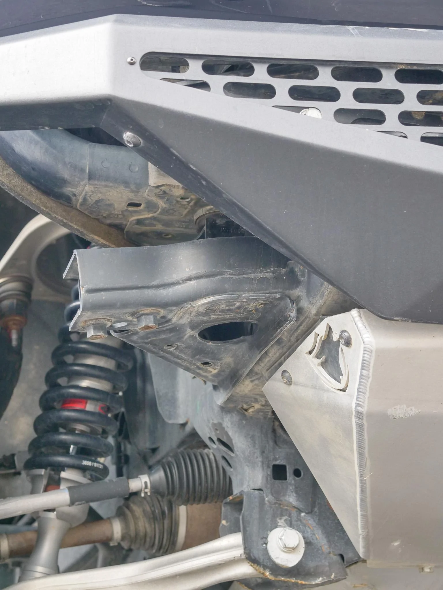 Ford Bronco You Can Delete Crash Bar And Add Strength! - LOBO Off-Road Crash Bar Erase & Brace Kit Install Photos & Review P1077438