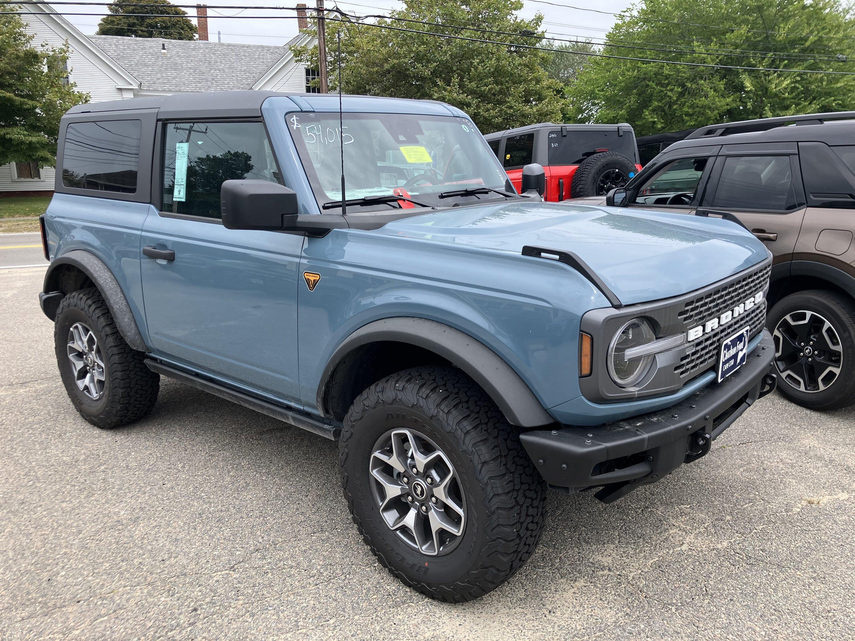 Ford Bronco 2 Doors and 3 Pedals IMG_5524