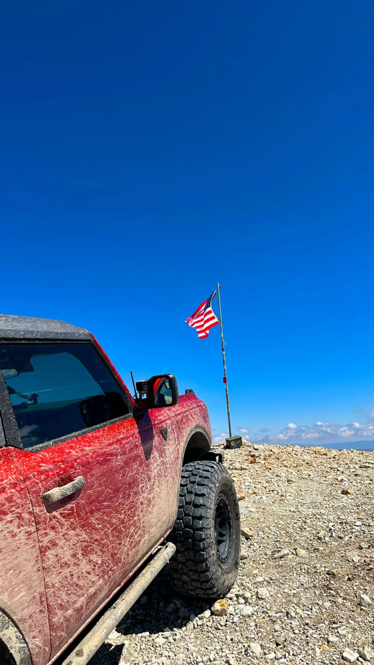 Ford Bronco BaseSquatch @ 11,654ft Mt. Patterson 🗻 907257E5-11F7-42E0-8DC6-E20B4642FAAF