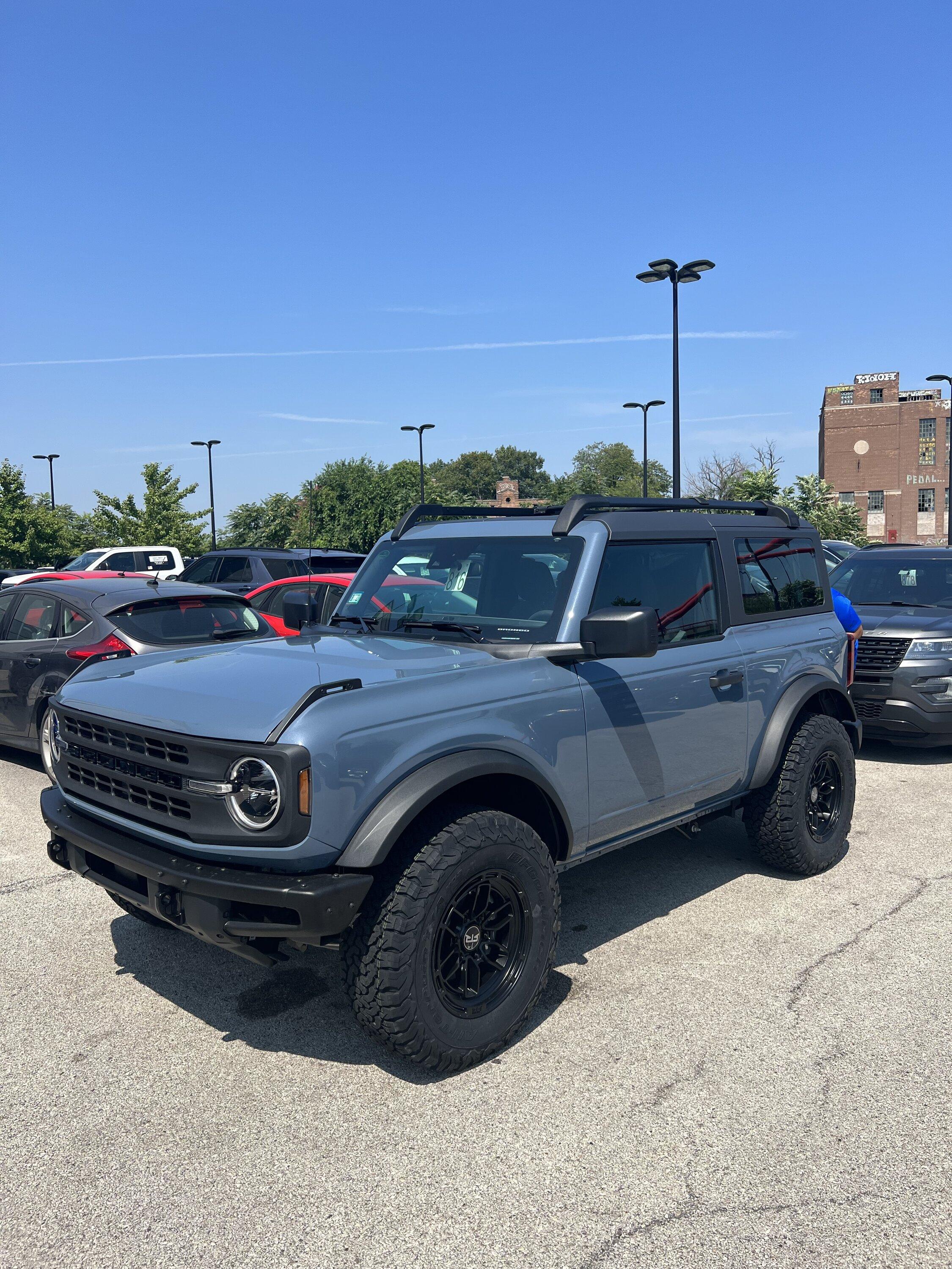 Ford Bronco RTR EVO 6 Wheels IMG_1170