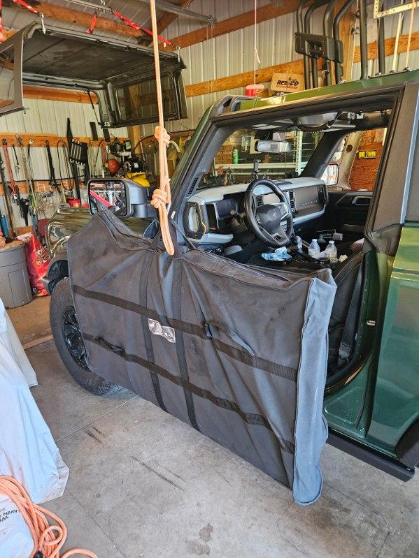 Ford Bronco Easy DIY Door Removal Lift System! image000009
