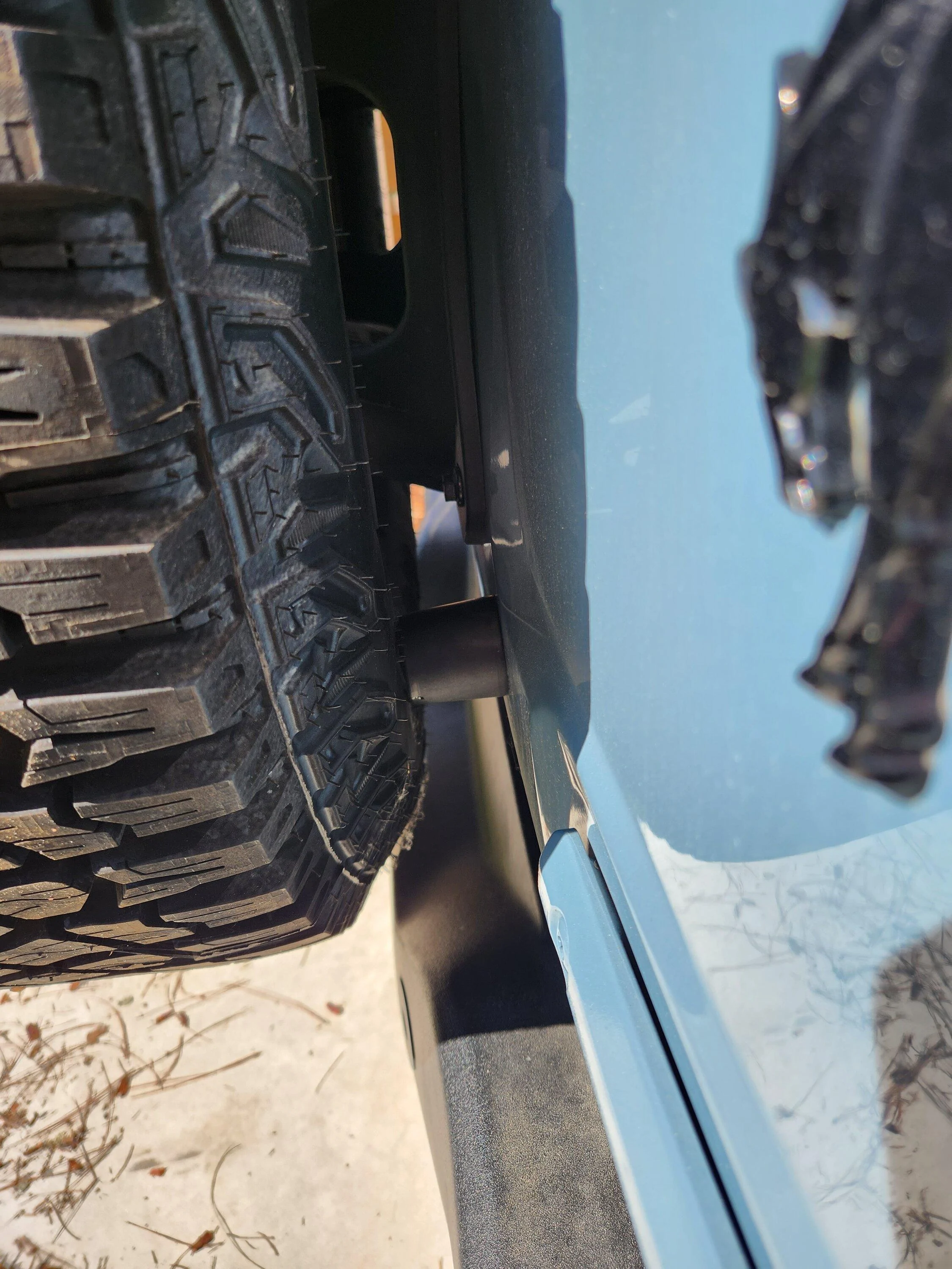 Ford Bronco Replace spacer or bumper between spare tire and tailgate for 0 offset wheels 20230818_100503[1]