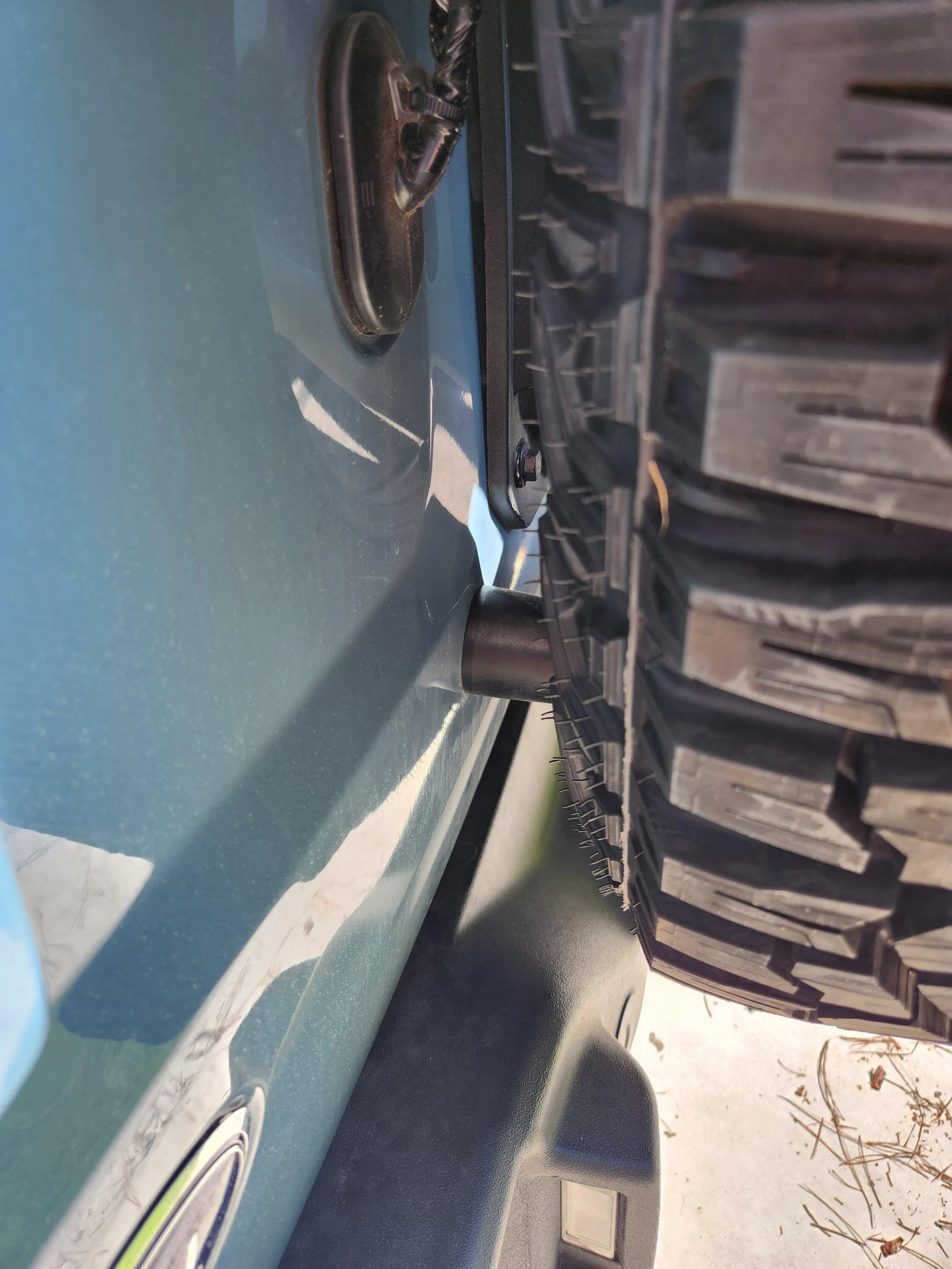 Ford Bronco Replace spacer or bumper between spare tire and tailgate for 0 offset wheels 20230818_100511[1]