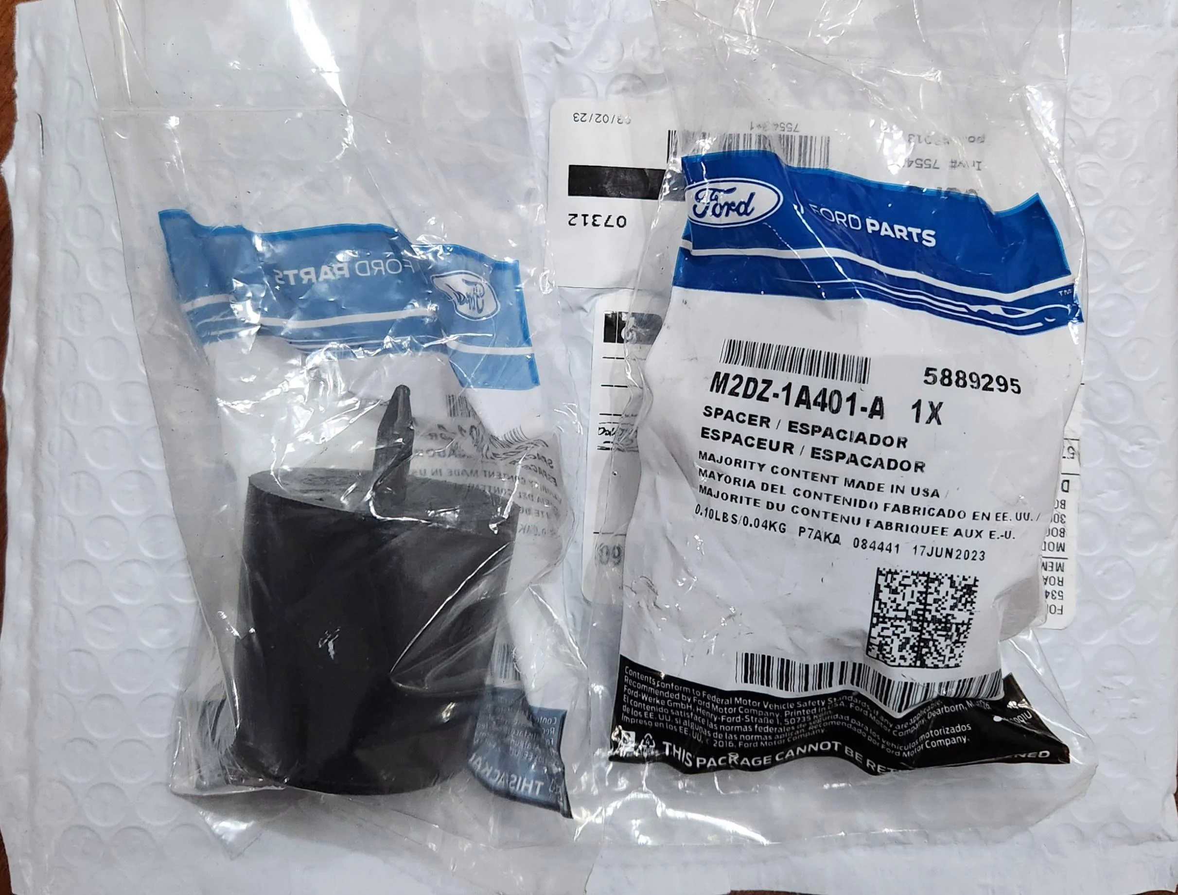 Ford Bronco Spare tire rubber bumpers 20230818_093221[1]