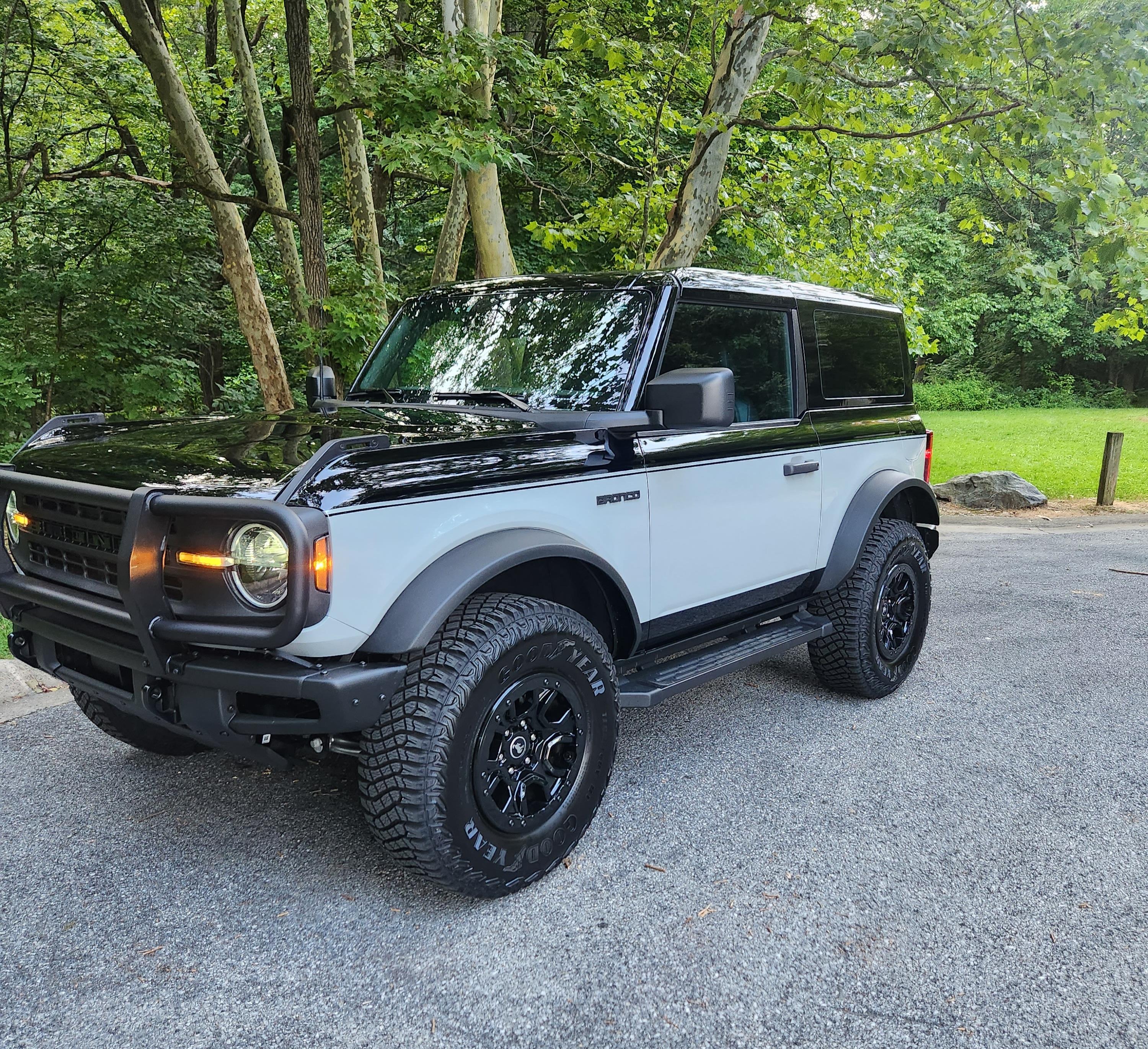 Ford Bronco Two Tone Bronco Black Diamond Build & Modifications 20230802_193344
